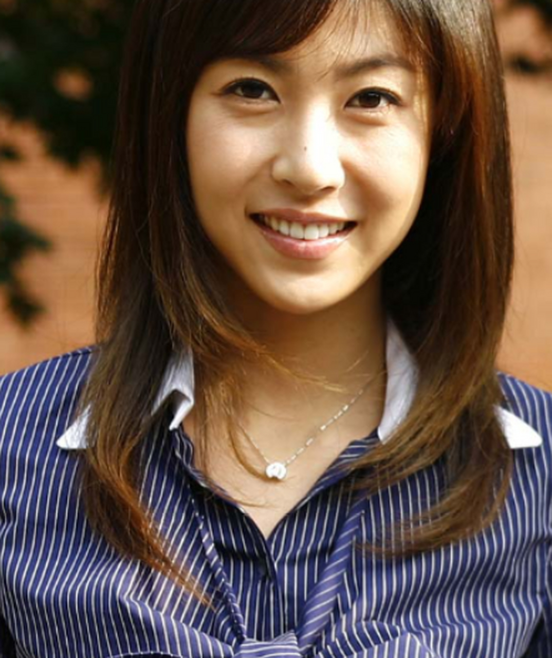 成贤娥是70后的韩国女星.