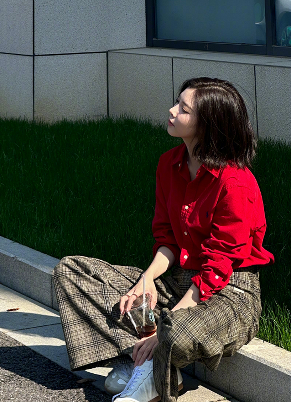 短发宋妍霏,状态还是很不错的.