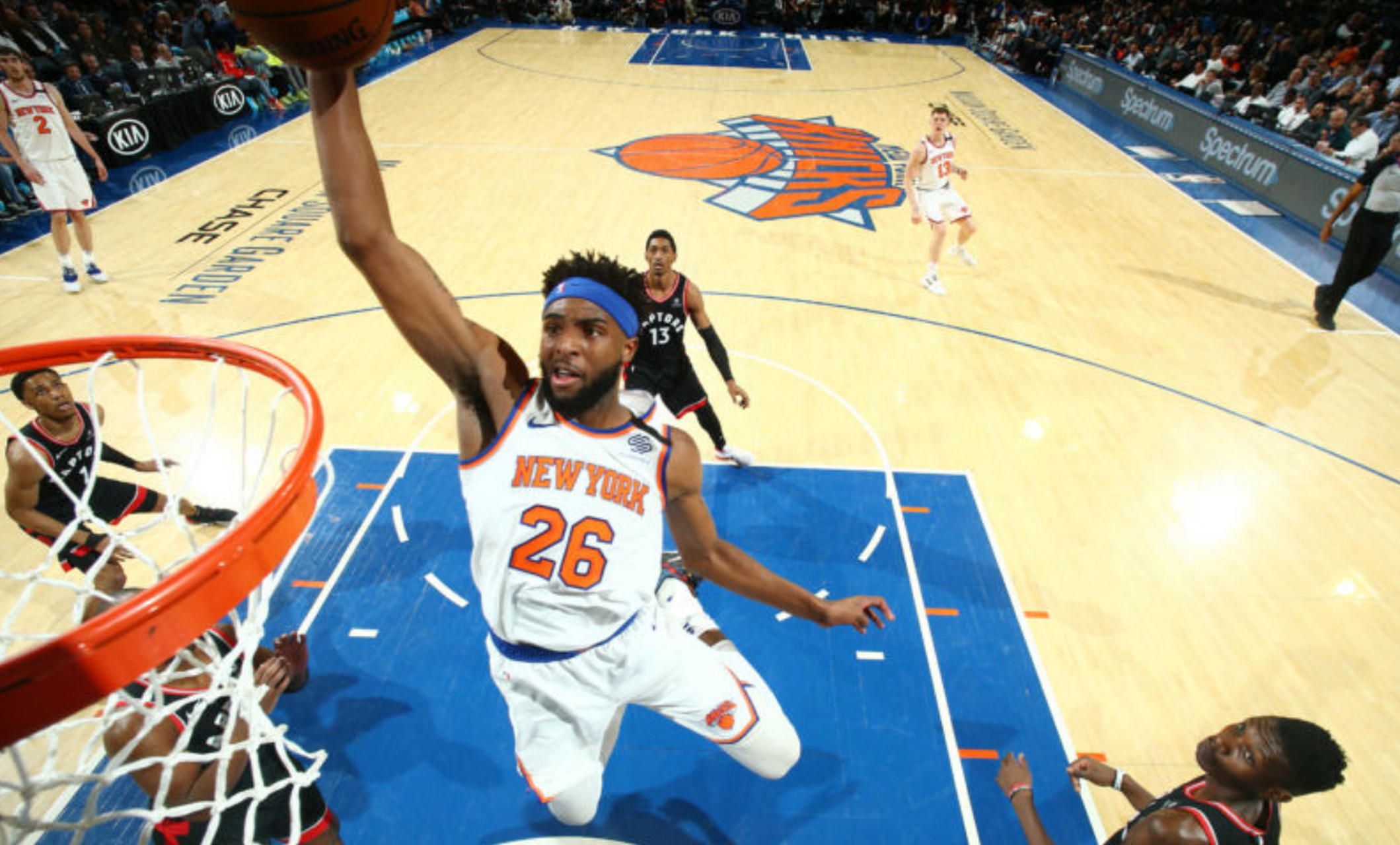 作为18年的次轮秀,米切尔罗宾逊却在大苹果城获得了重用,虽然进攻能力