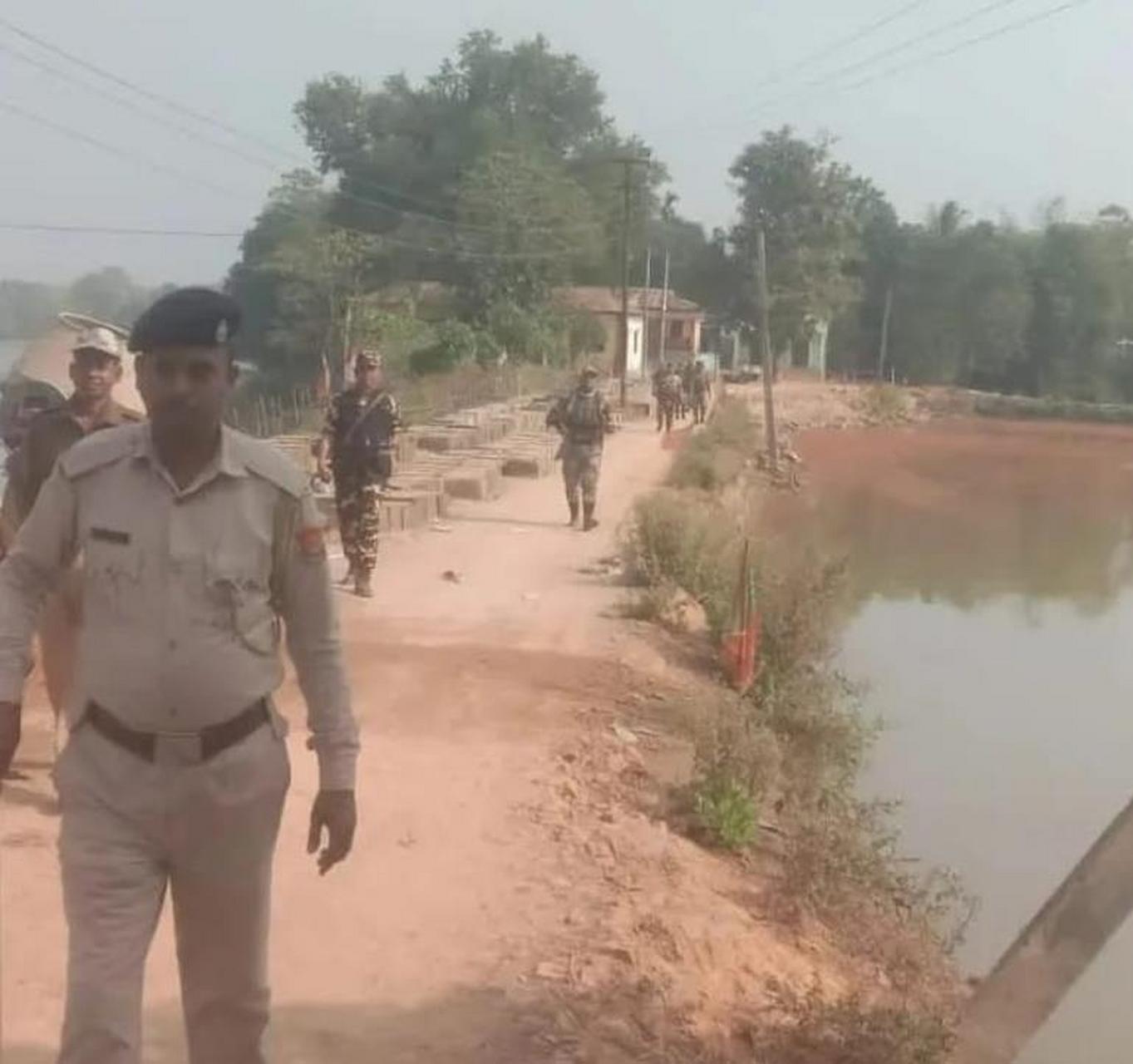 据印度媒体报道称,3月19日早上,3名印度米佐拉姆邦的男子进入缅甸钦邦