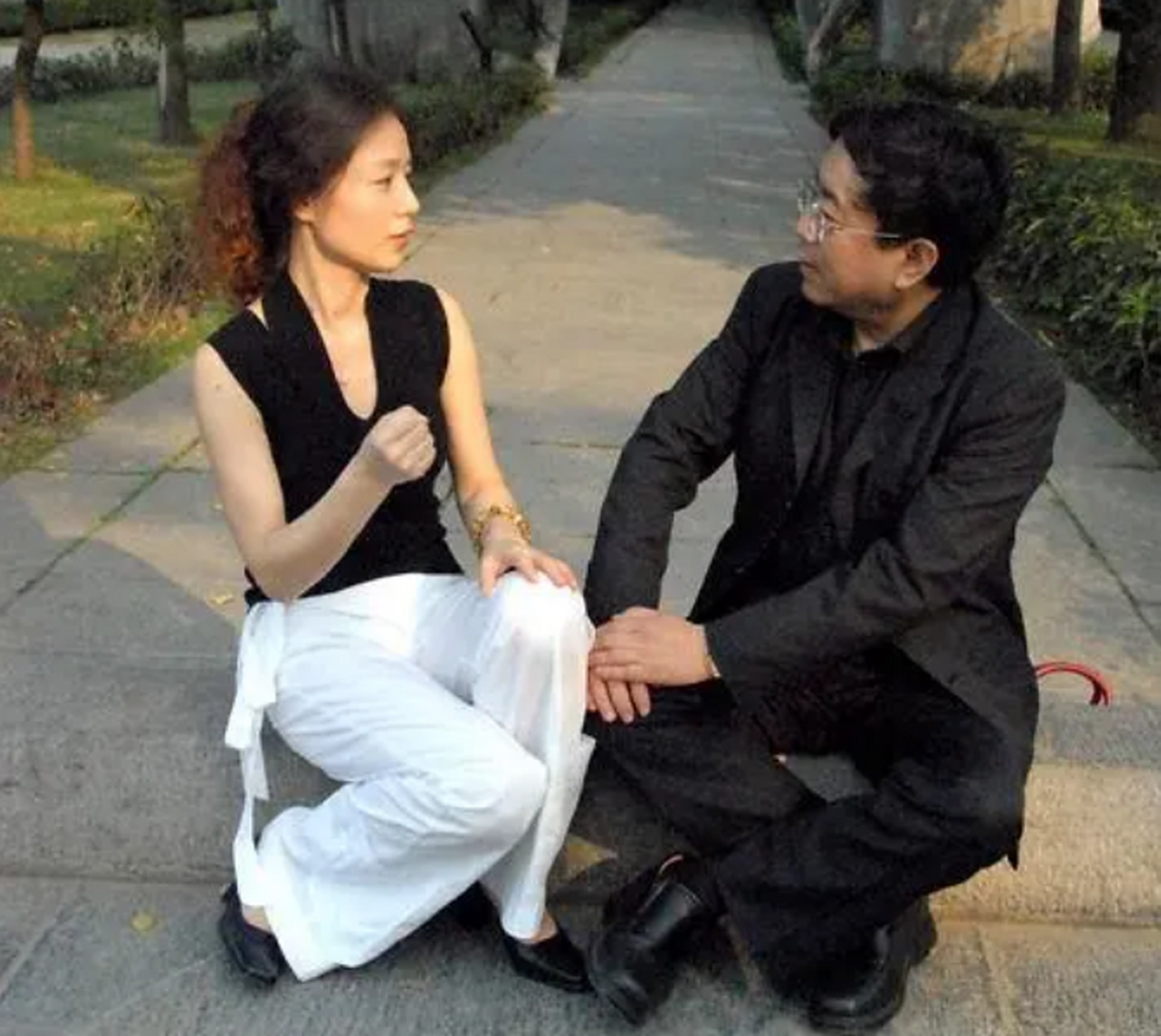 1992年,余秋雨不顾一切娶了小16岁的女演员马兰,这让多少人为之震惊