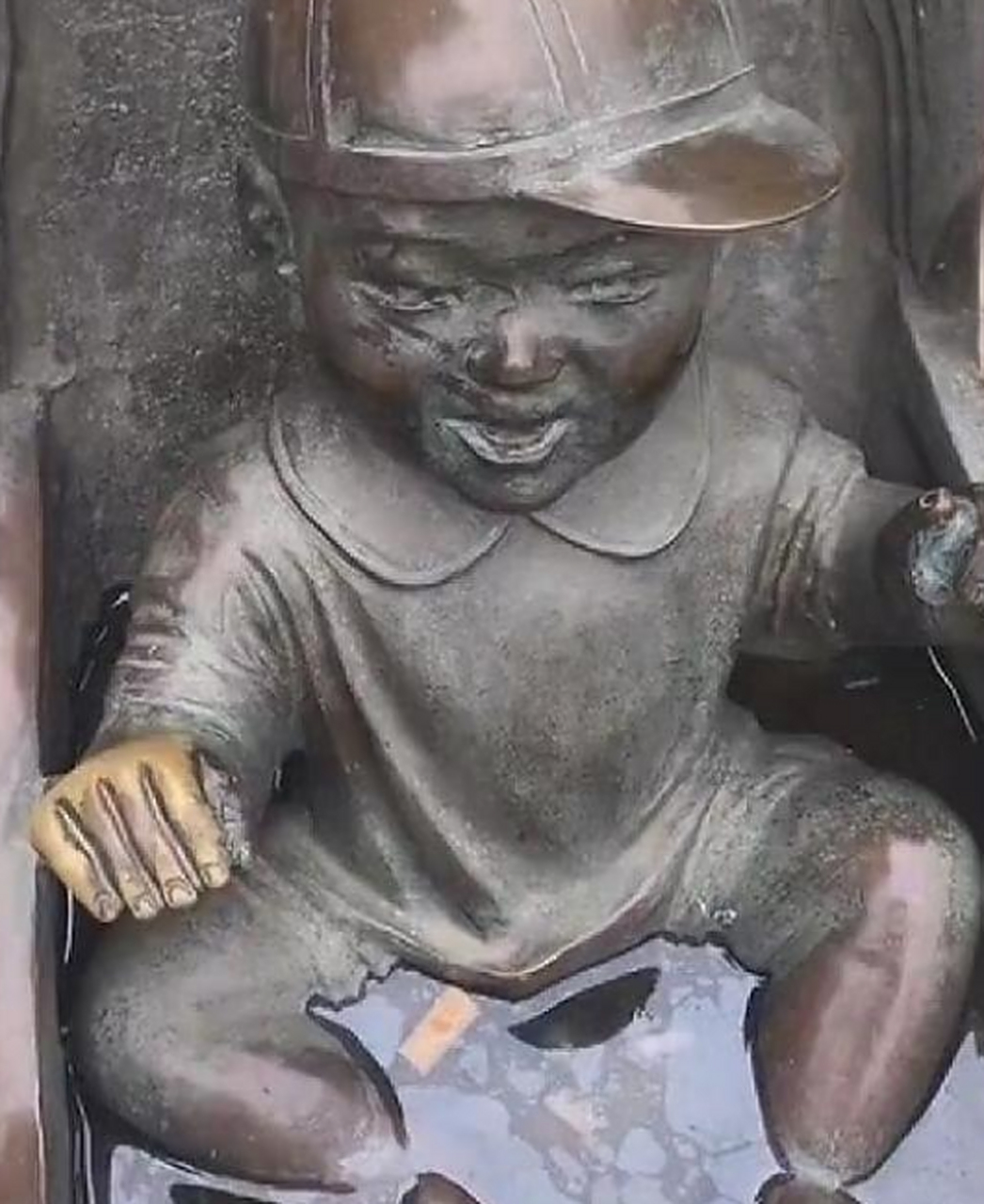 孩子尿裤子了就没有发现