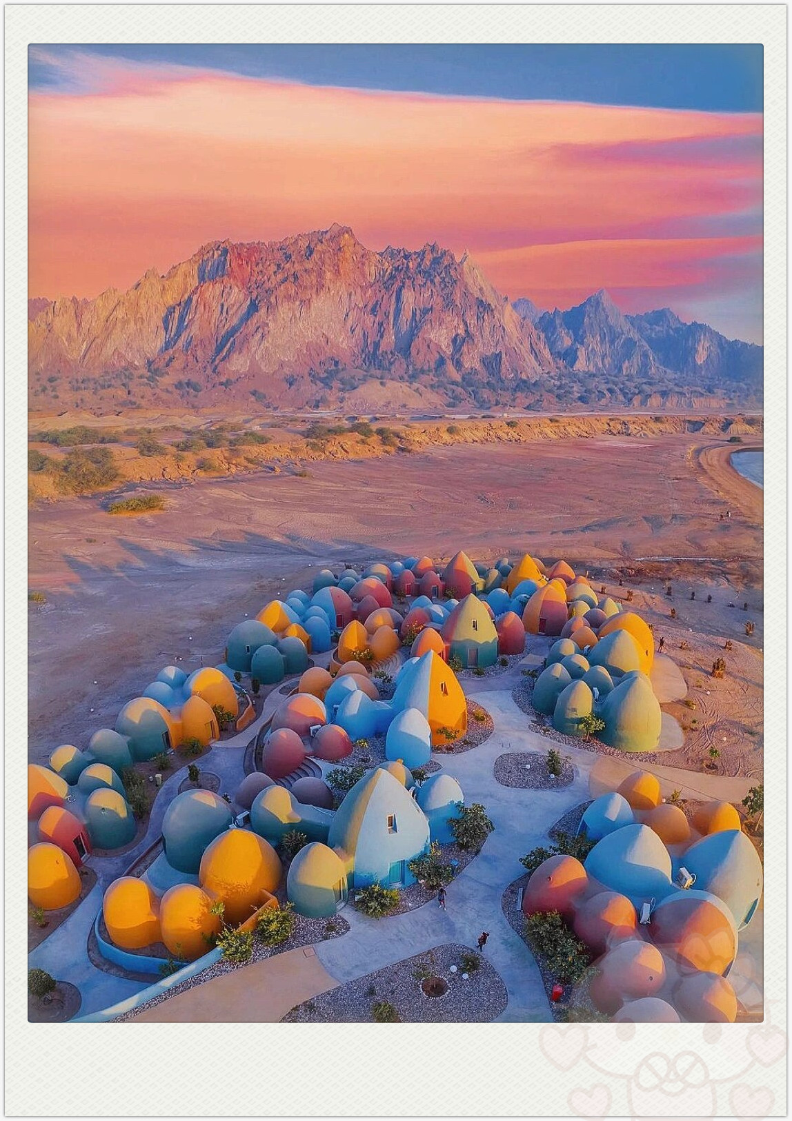 hormoz island, iran绝美的红色海岸线岛屿