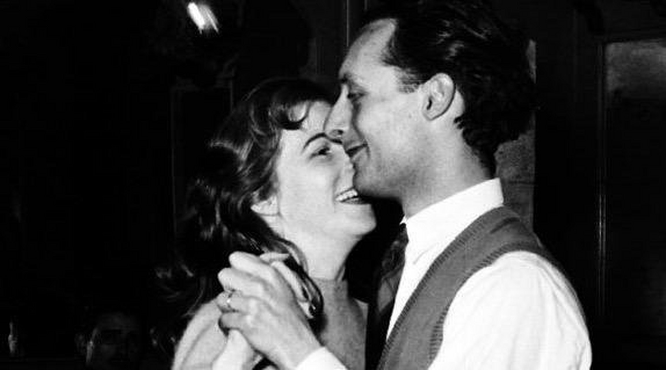 法国思想家,哲学家安德烈·高兹与他的妻子多丽娜.年份不明.