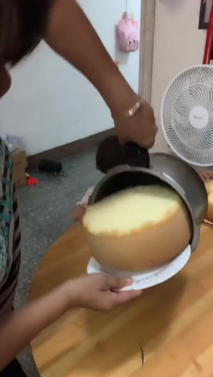 用高压锅做蛋糕,我还是头一次见[赞同]