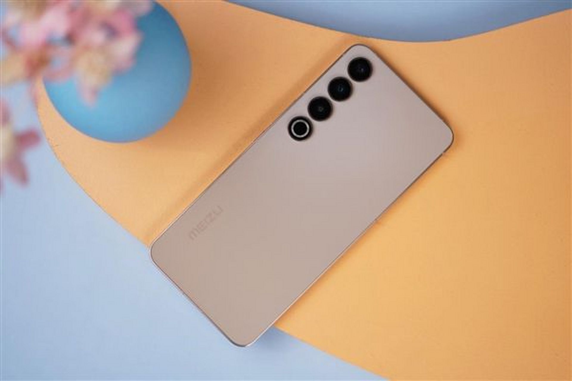 618购物节期间,魅族20 pro的12 256gb版本仅需4399元,支持12期分期