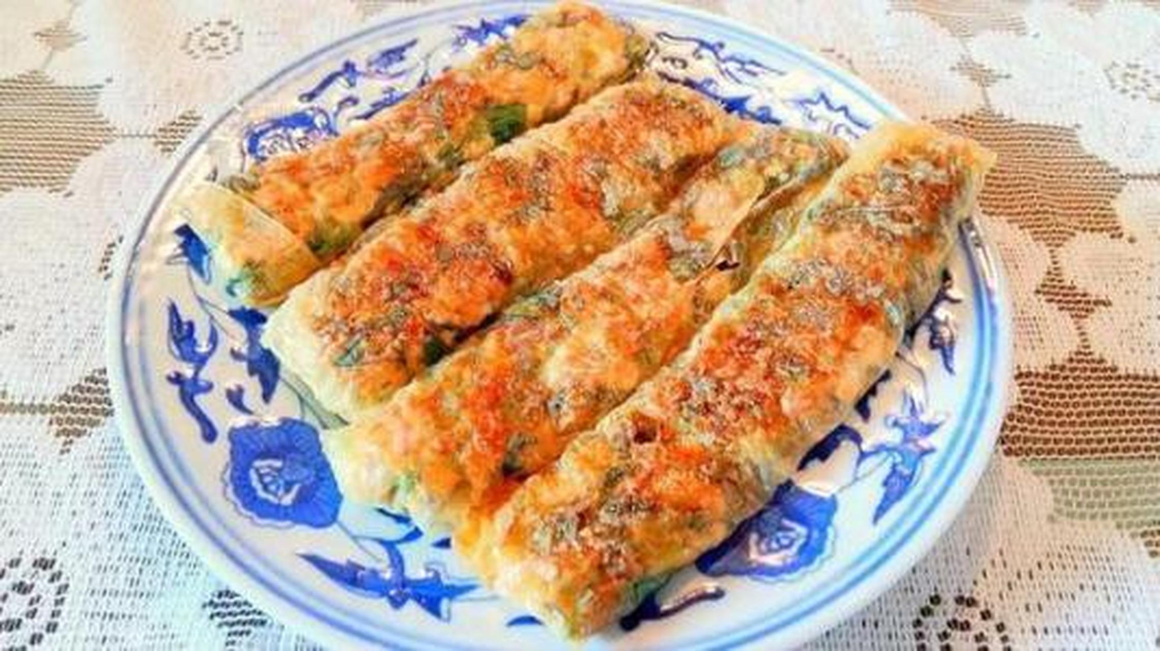 美食教程#豆皮素包:这个也是当地比较有特色的一个小吃,是用豆皮包裹 