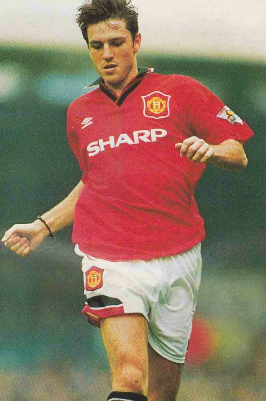 前曼联球星李夏普表示,曼联不应该过分担心c罗去留的问题,如果c罗离开