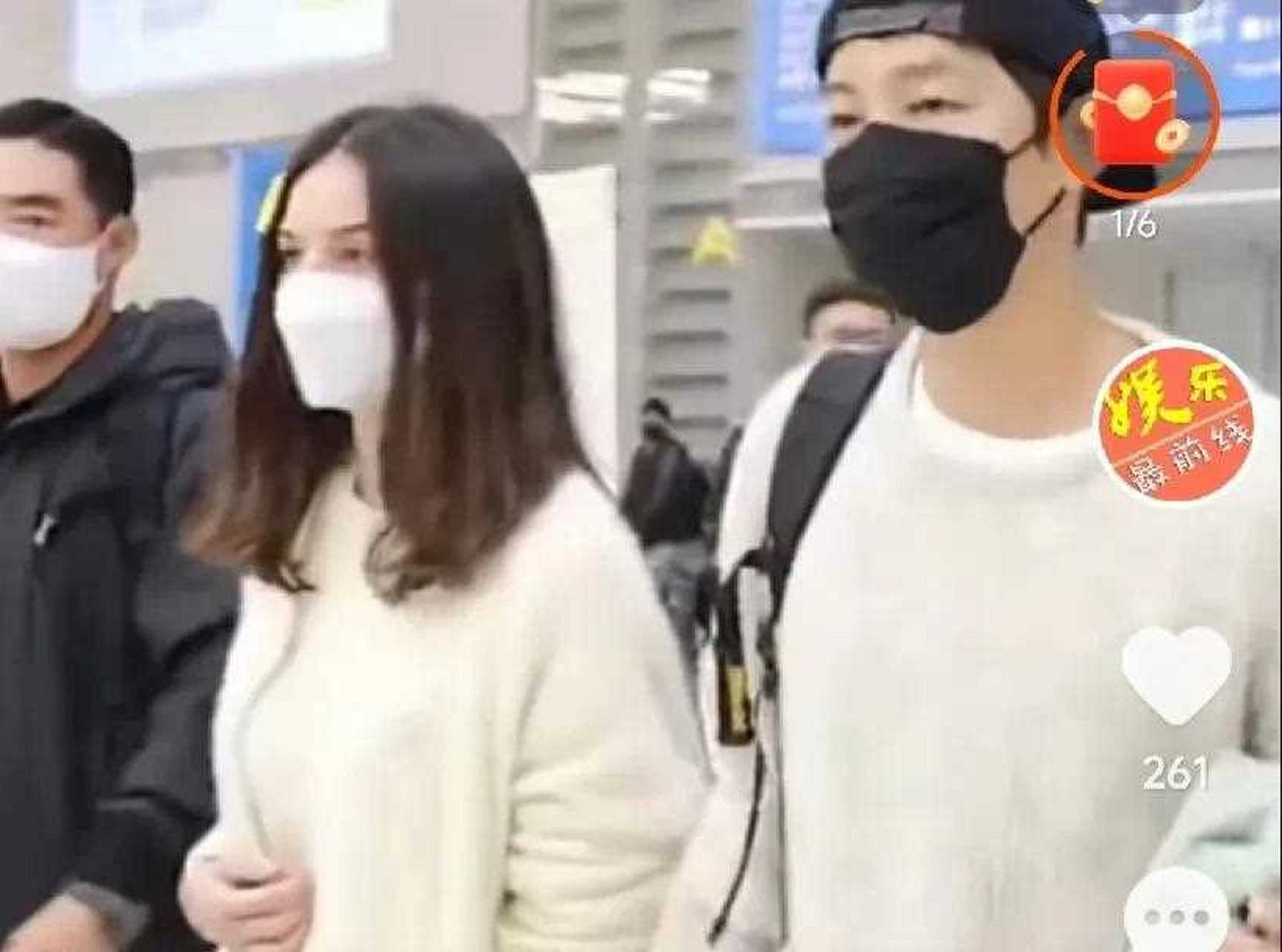 双喜临门,双宋从此be,宋仲基刚刚上次宣布有了新的女朋友,新女友是