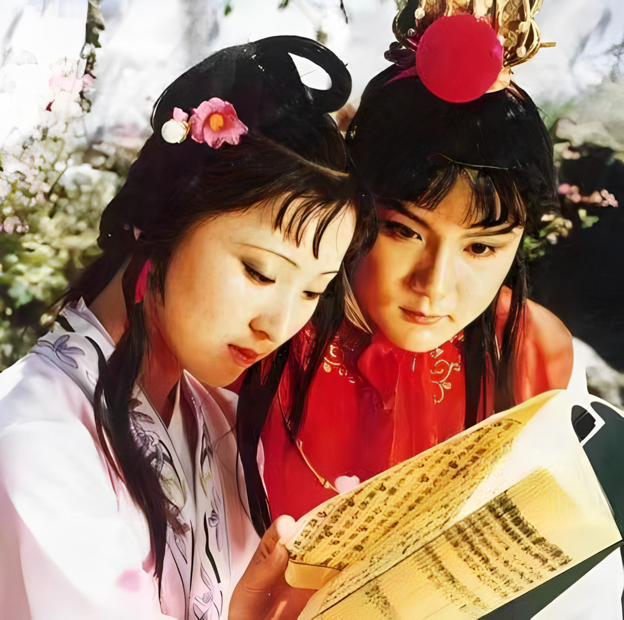 当年,"林黛玉"陈晓旭因乳腺癌去世,有人打电话给"贾宝玉"欧阳奋强让他