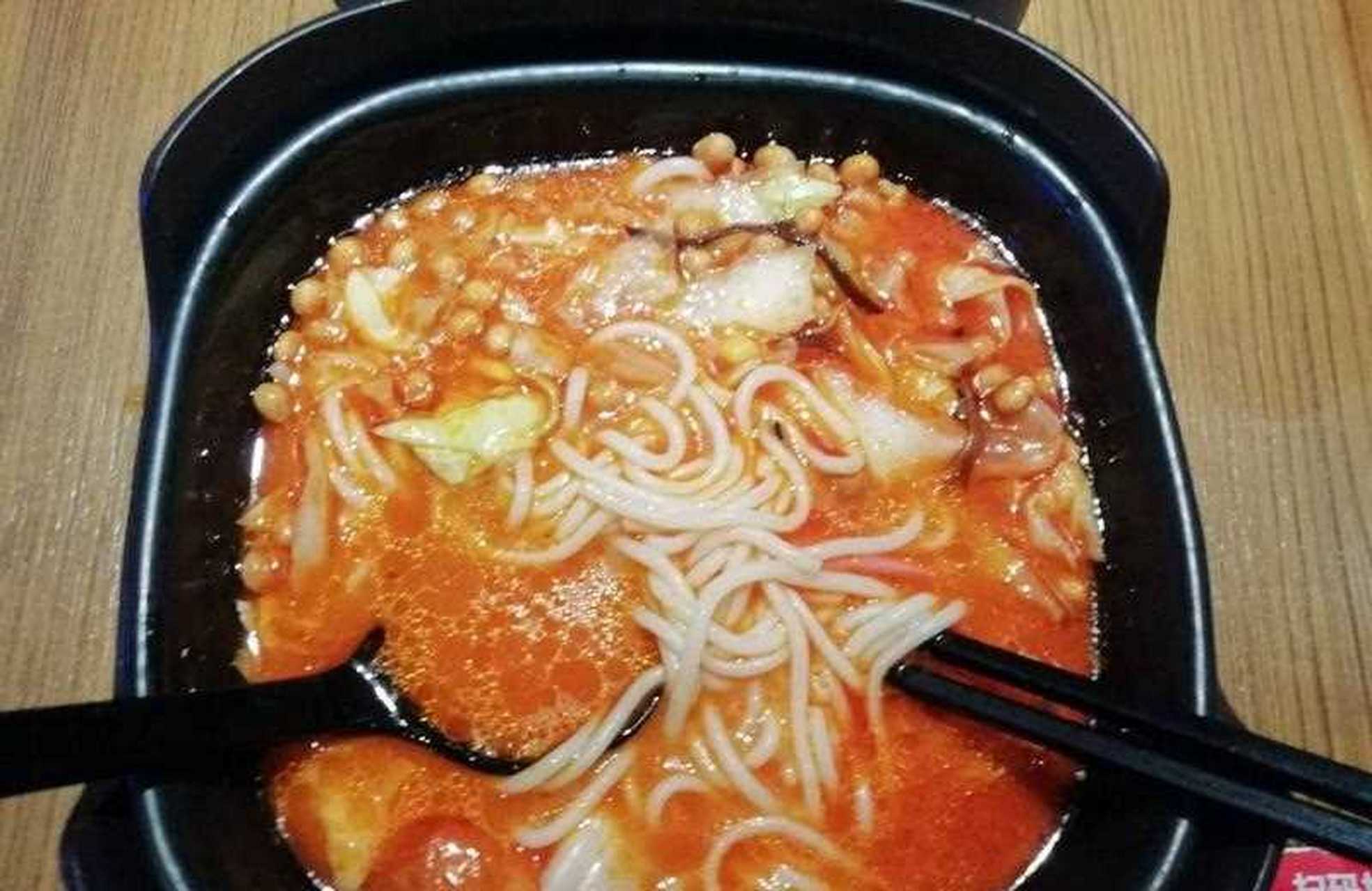 打卡——阿香米线[2020] 在太原,阿香米线有不少分店,每家店的生意都