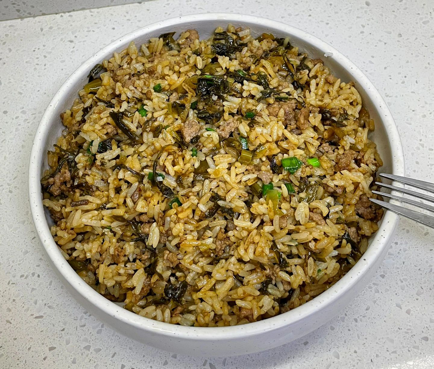 超香的酸菜肉末炒饭,爱吃炒饭的快来学 炒饭重度爱好者不可错的酸菜