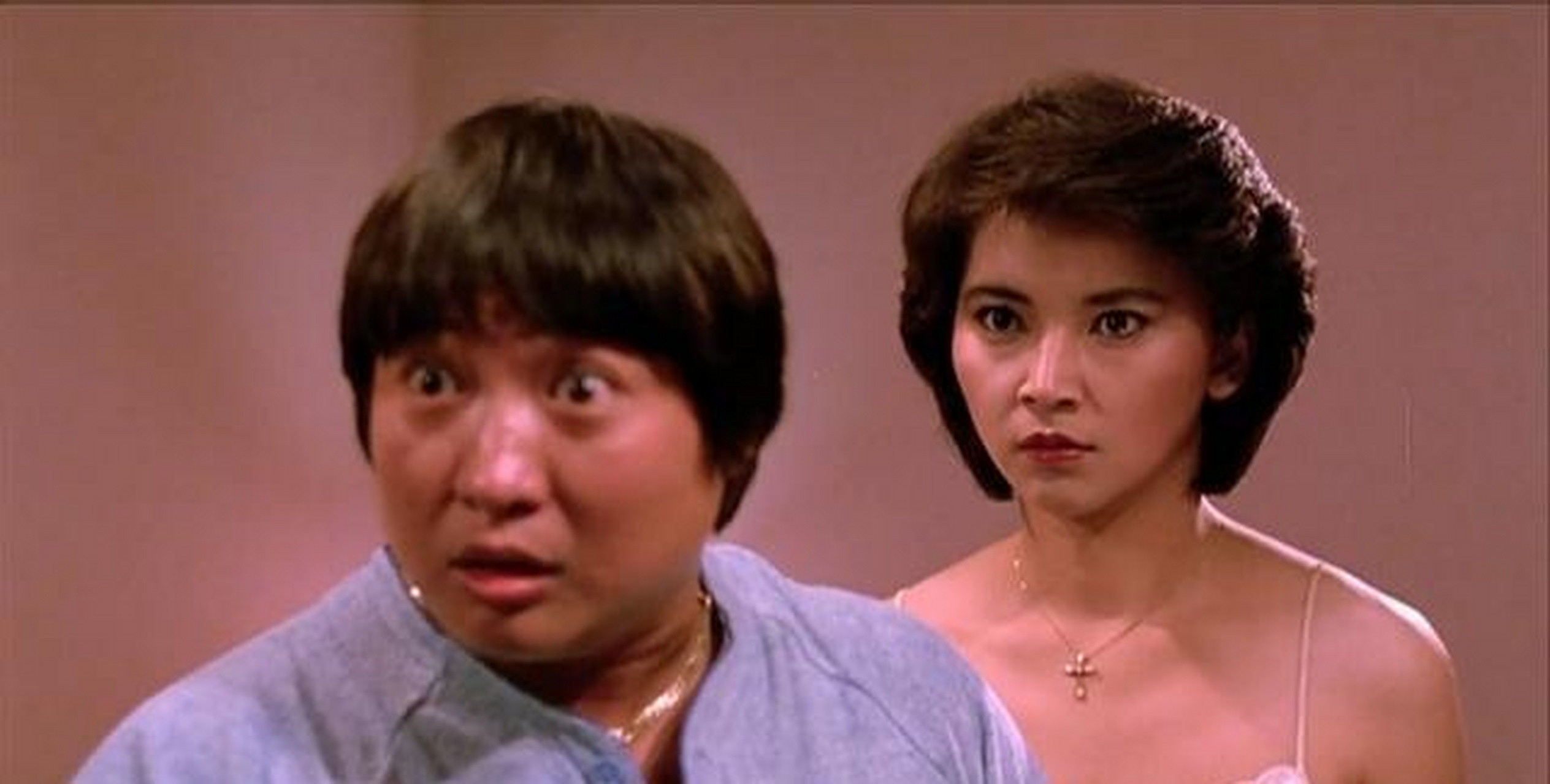 1985年上映的《福星高照》是胡慧中首部演出的香港电影,讲述「鹧鸪菜