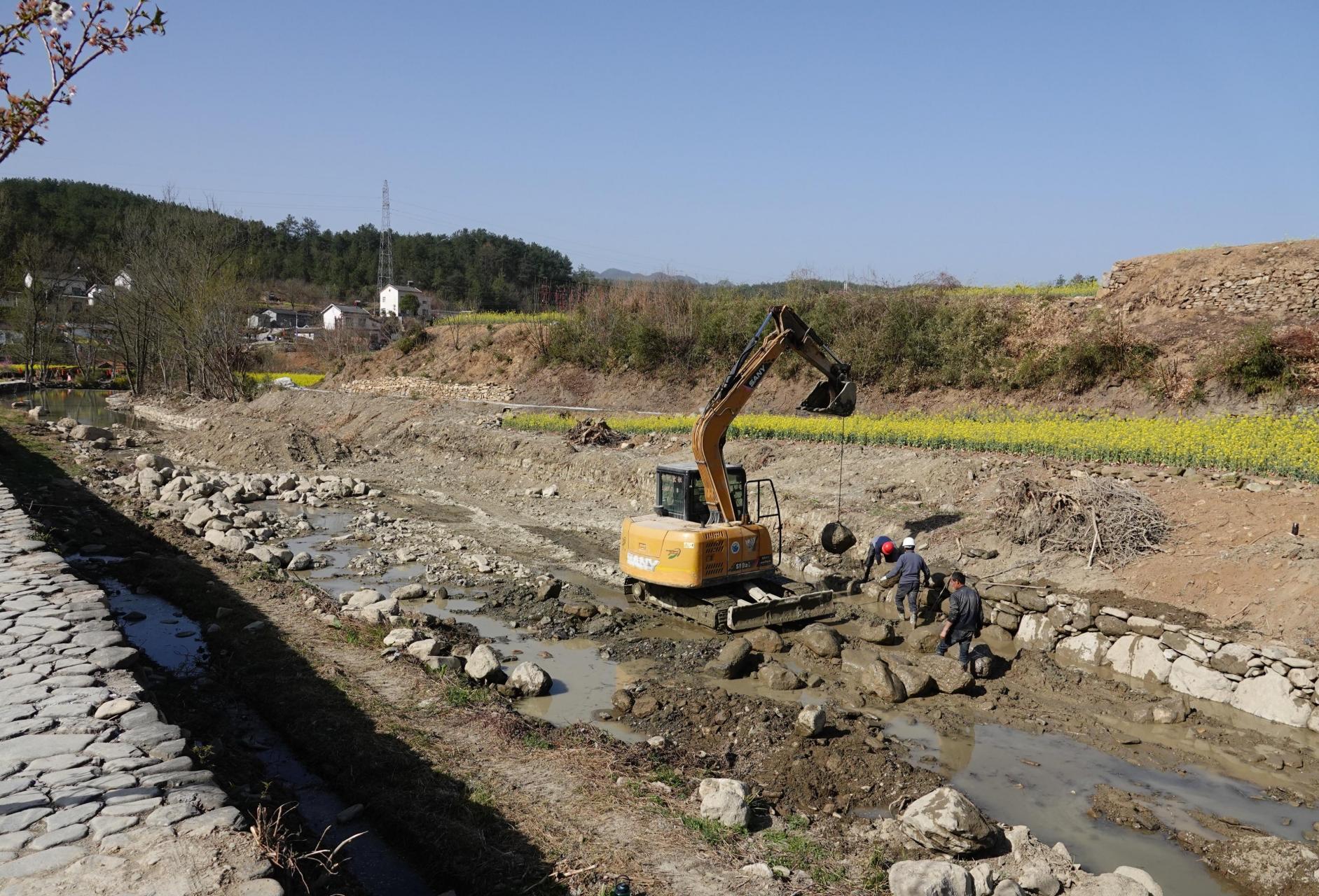 湖北宜昌:整治河道和灌溉渠 完善农田水利设施 2023年3月13日,湖北