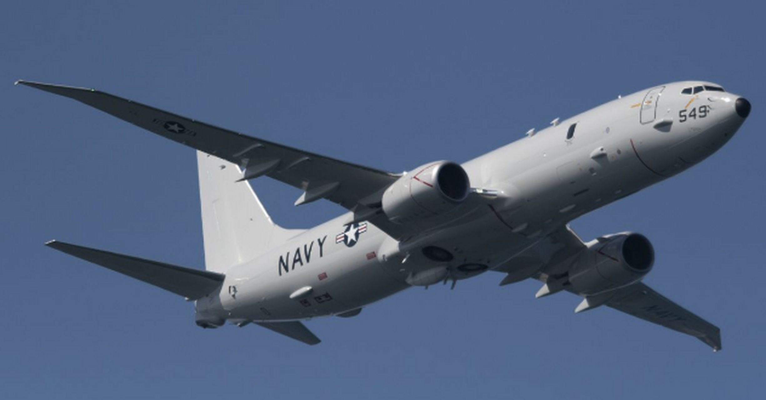 美反潜机顶风作案,解放军大规模军演,p8a逼近台岛!