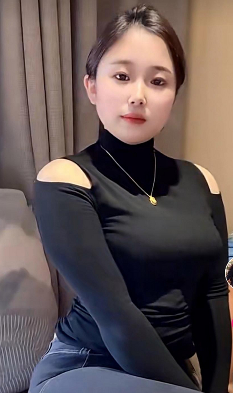 丰满旺夫女人,身材性感火辣曲线完美漂亮!