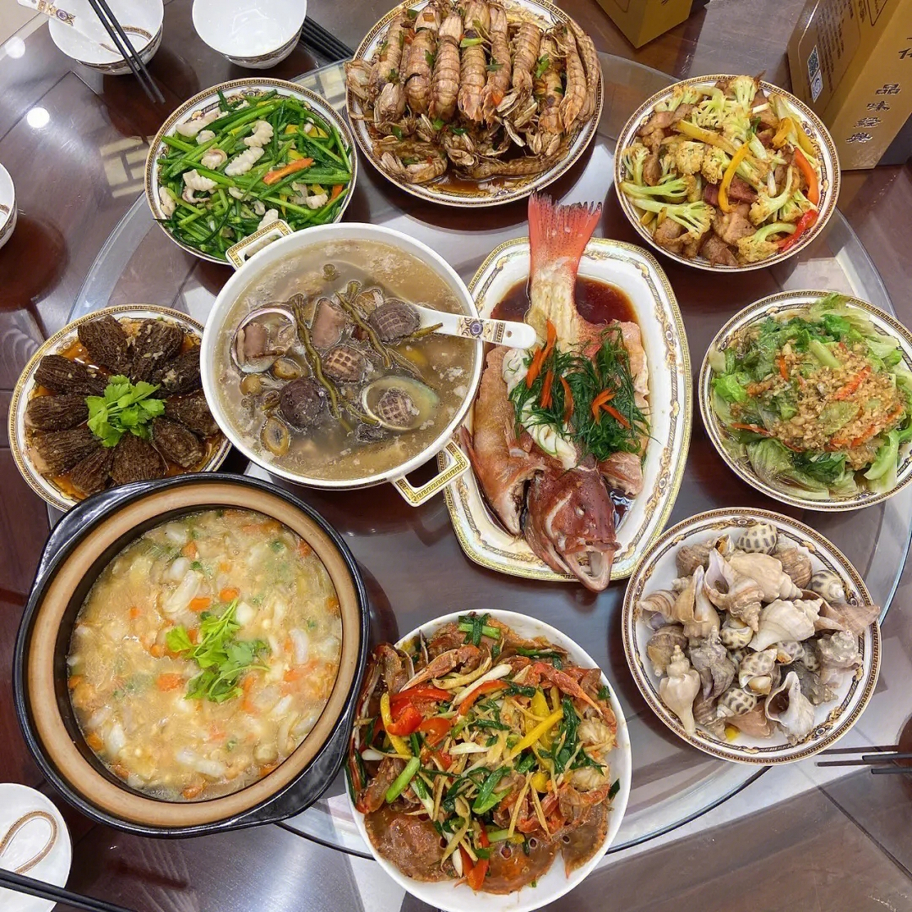 图一,贵州朋友请吃饭 图二,浙江朋友请吃饭 图三,广东朋友请吃饭