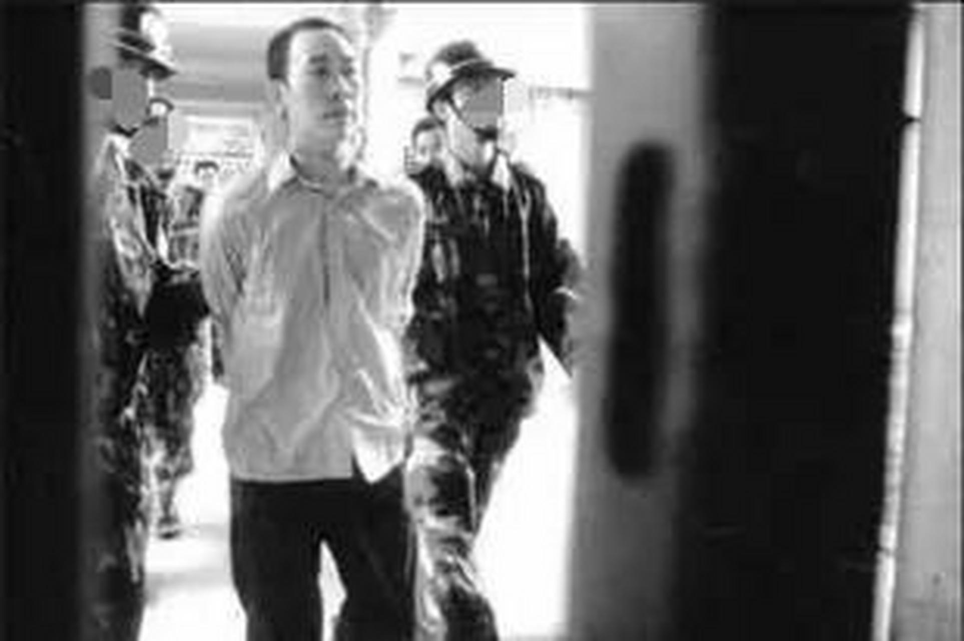 领动计划# 2002年10月21日,杨国俊第二次被押赴刑场,执行枪决.