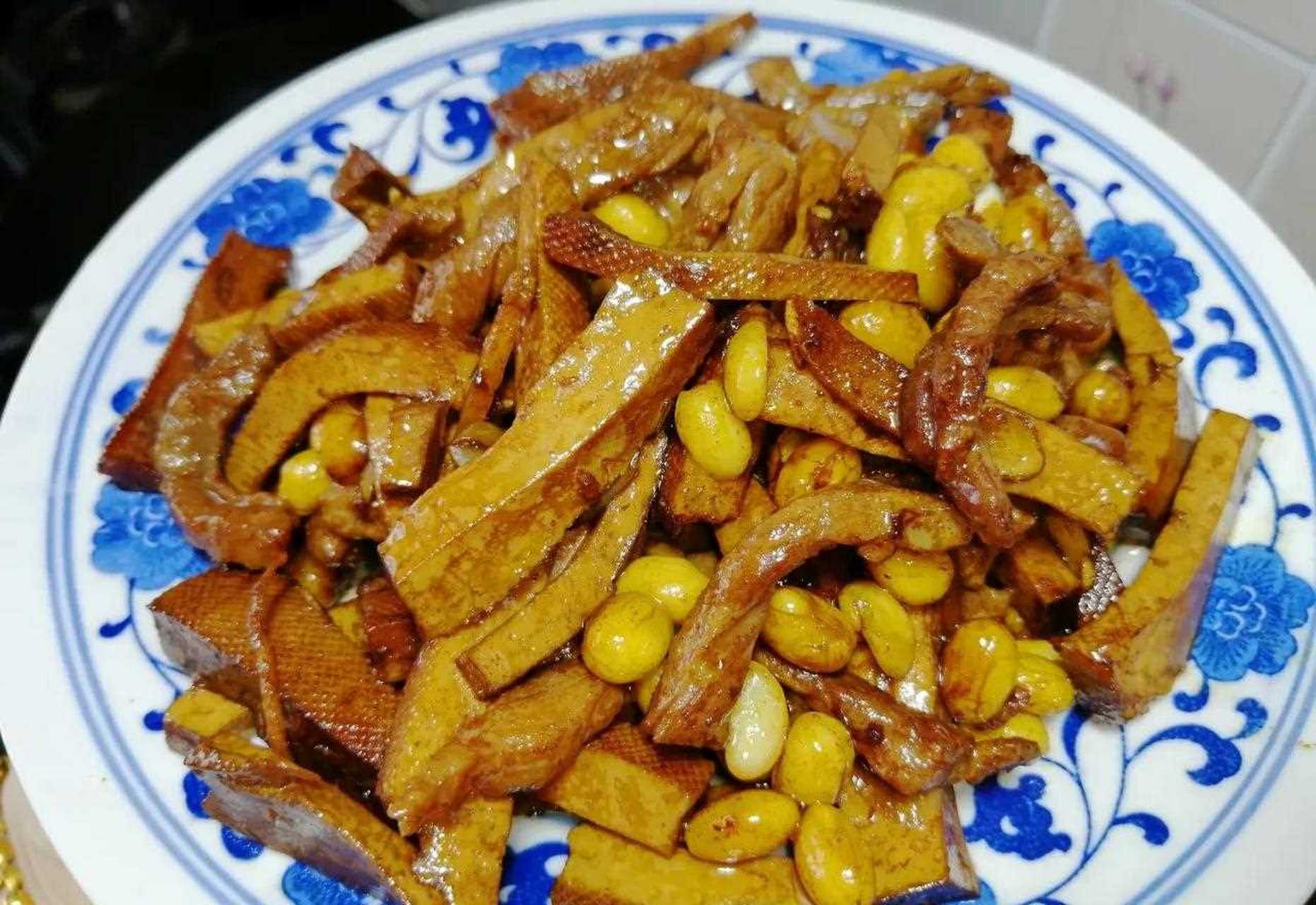 焖干肉,山西祁县乔家大院特色美食.