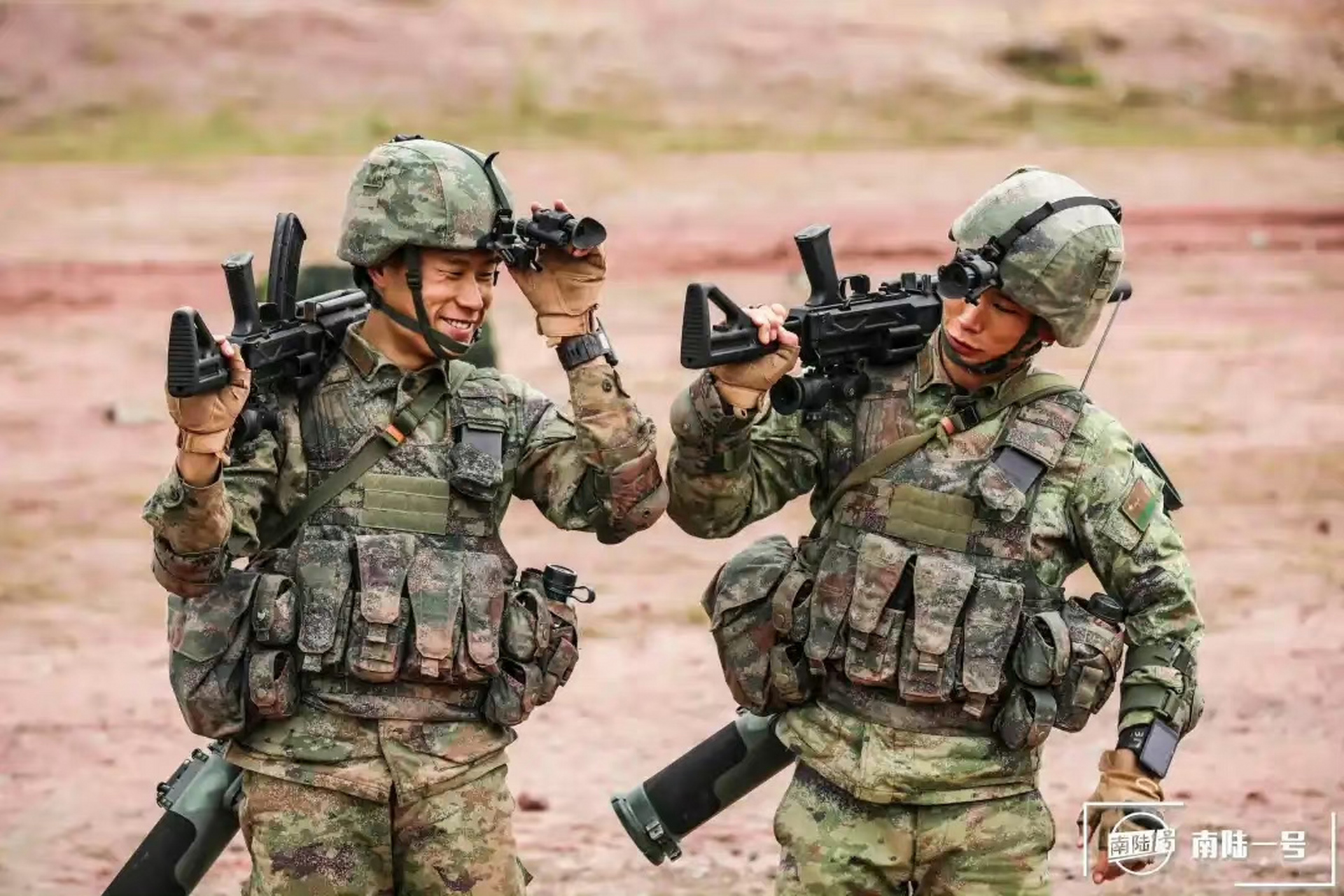 喜欢枪械的军迷可以细品啊.图片转自南陆一号.