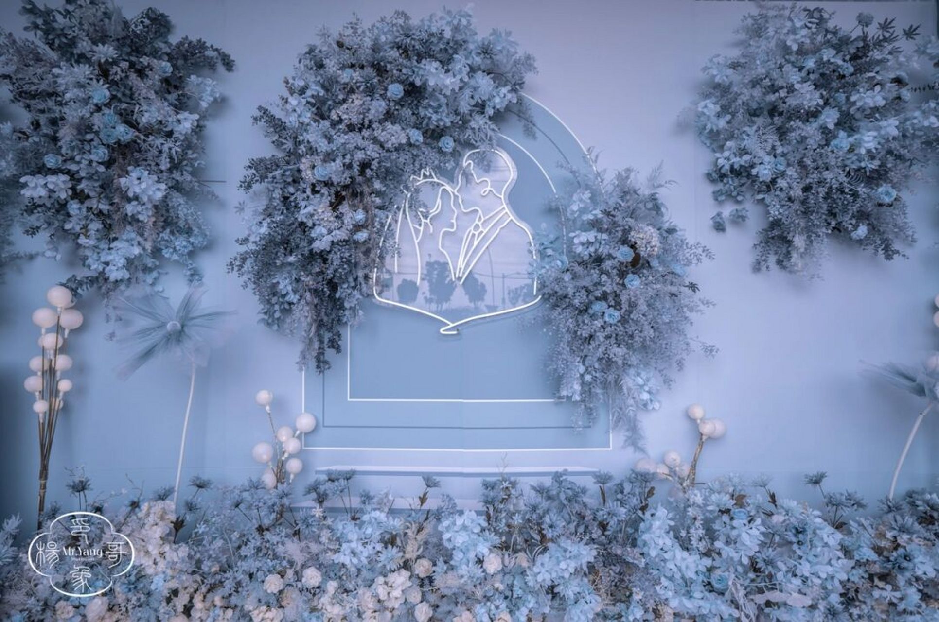 婚礼分享|白蓝色冰雪系婚礼 你是晚秋的甜,是闪着光微醺的星空,是想一