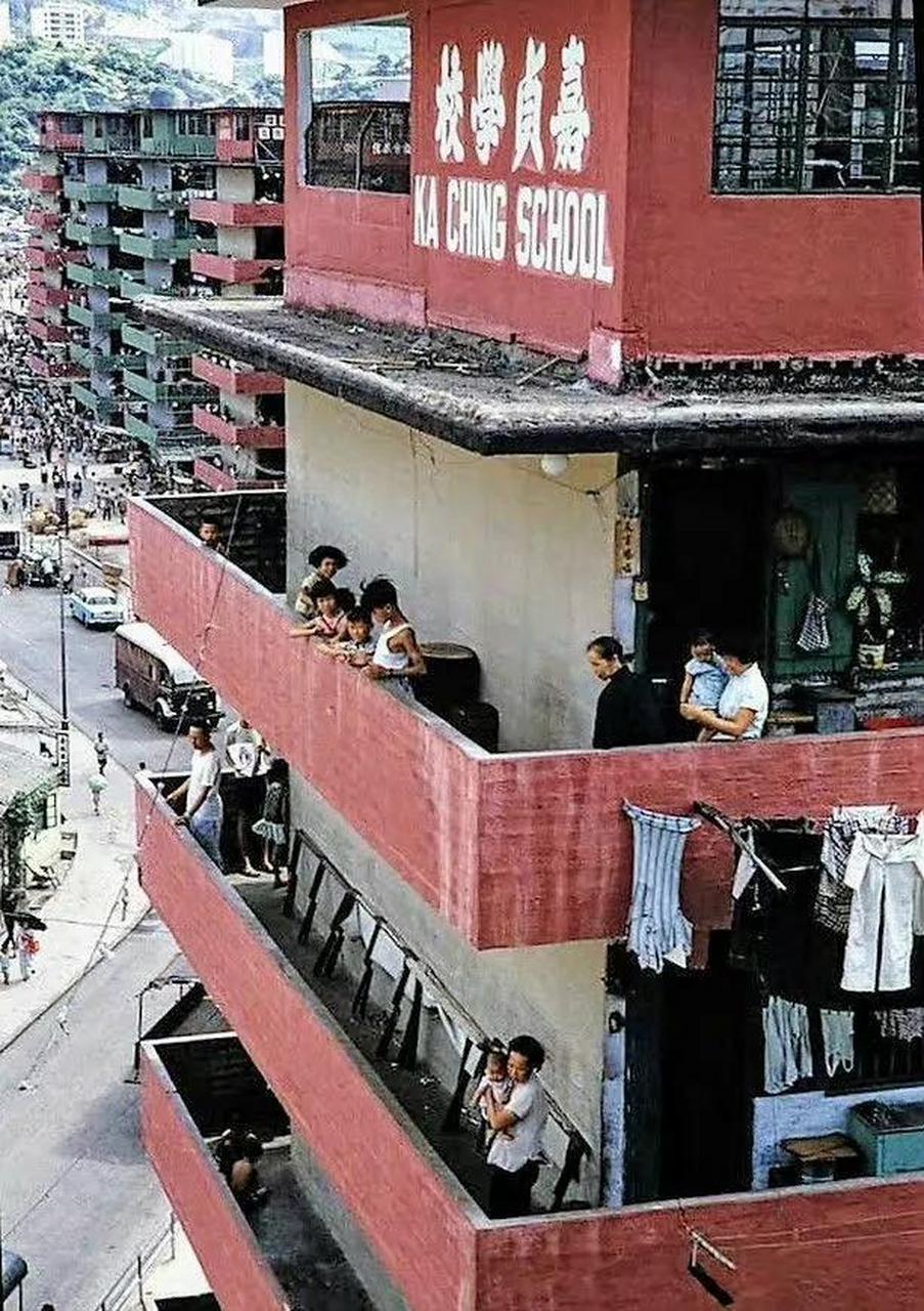 领动计划# 老照片:八,九十年代香港街拍.