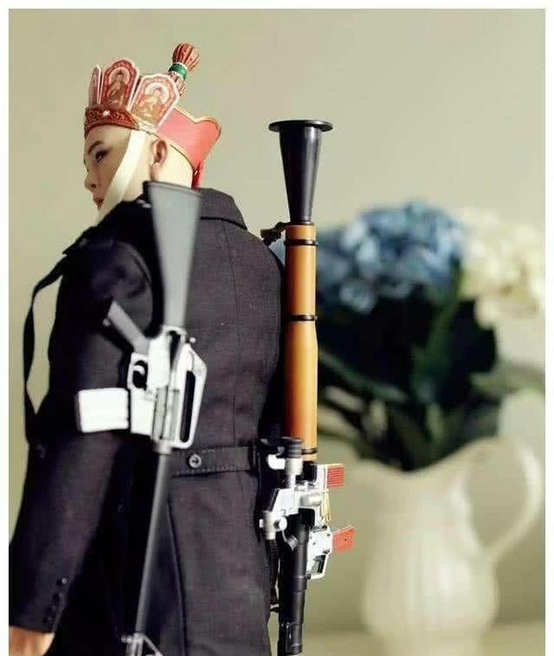 网友:贫僧从东土大唐而来,请西天佛祖退位.南无加特林菩萨.