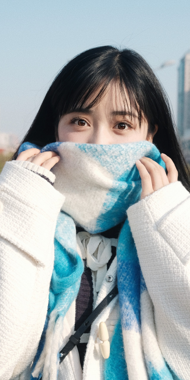 沈月小清新唯美写真壁纸,大眼长发的小姐姐,灵气清纯,活力满满.#沈月