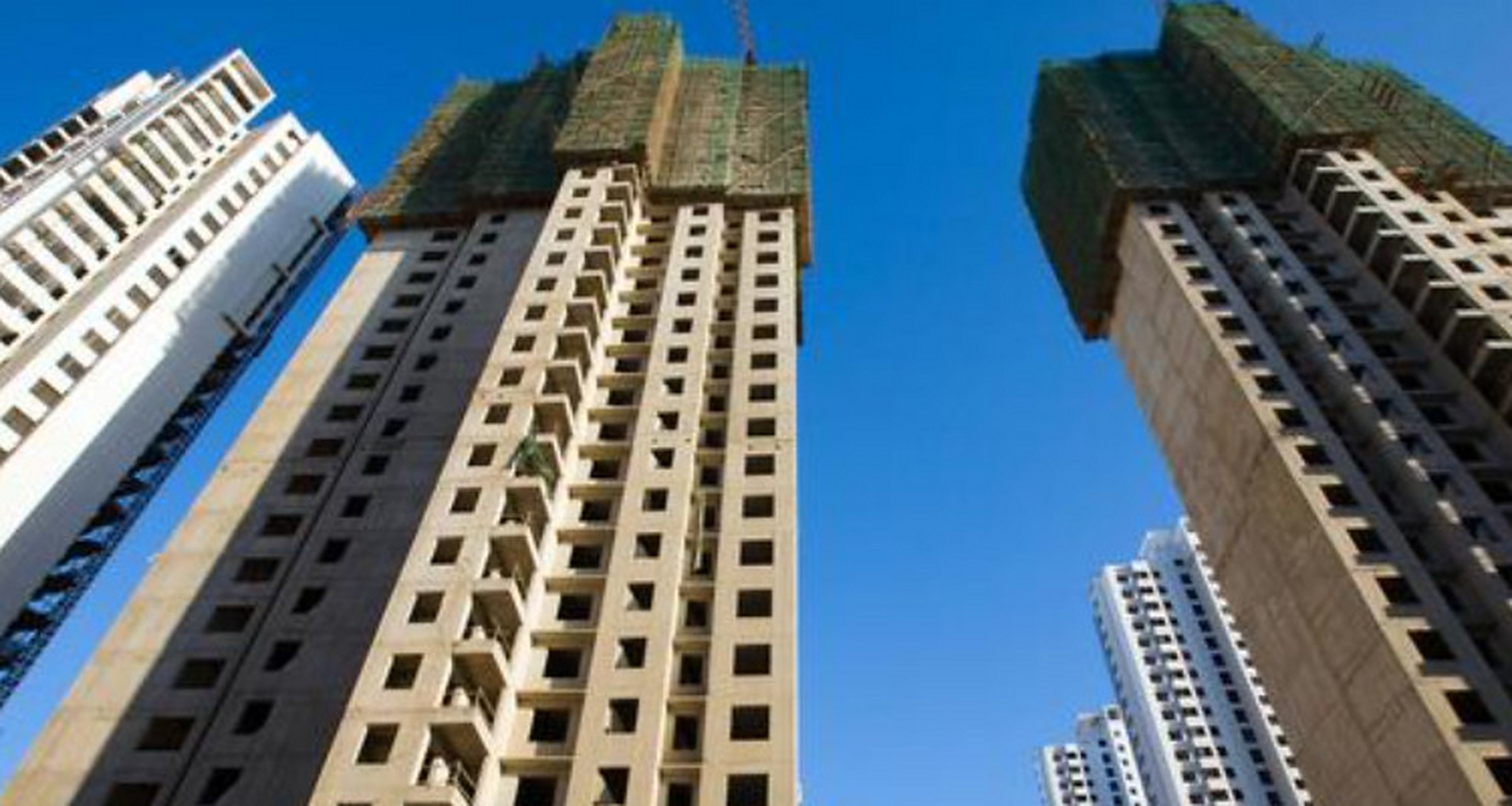 什么是现房什么是期房  现房是指已经建好并对外公开出售的房屋,期房