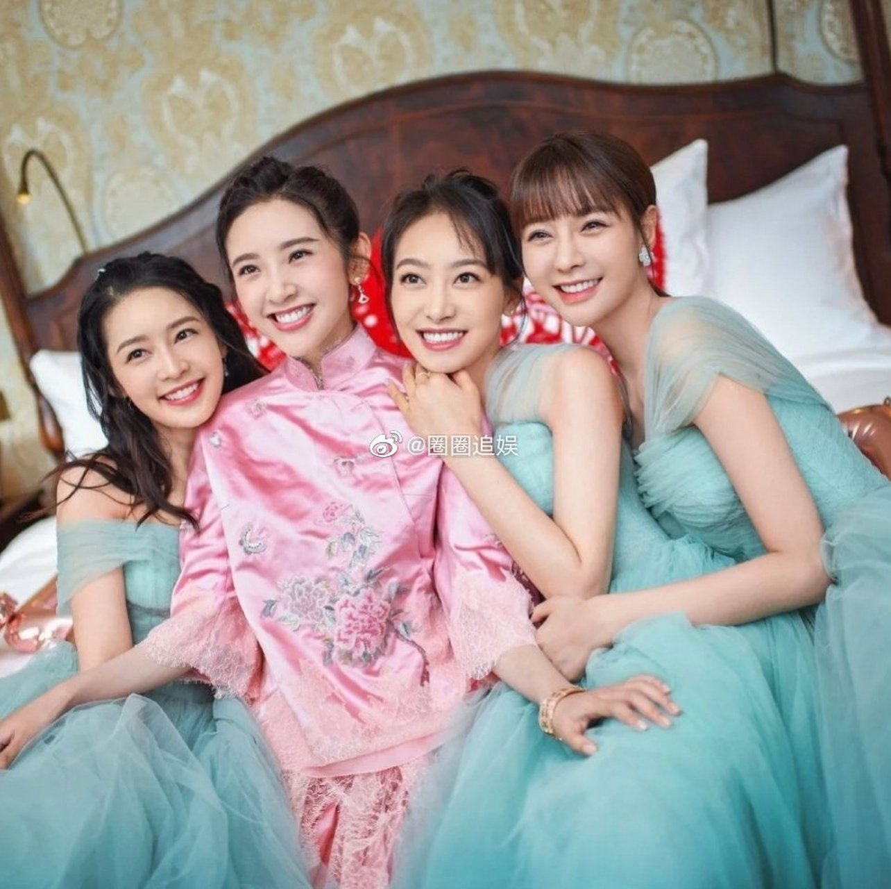 唐艺昕婚礼最美伴娘,李沁宋茜一个个美如花