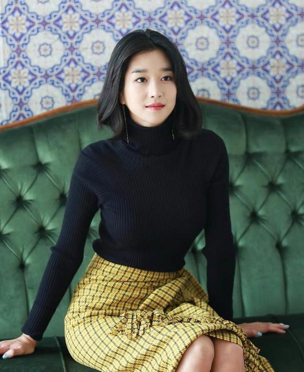 徐睿知颜值美丽,身材饱满,巴掌脸,蚂蚁腰一鸣惊人!