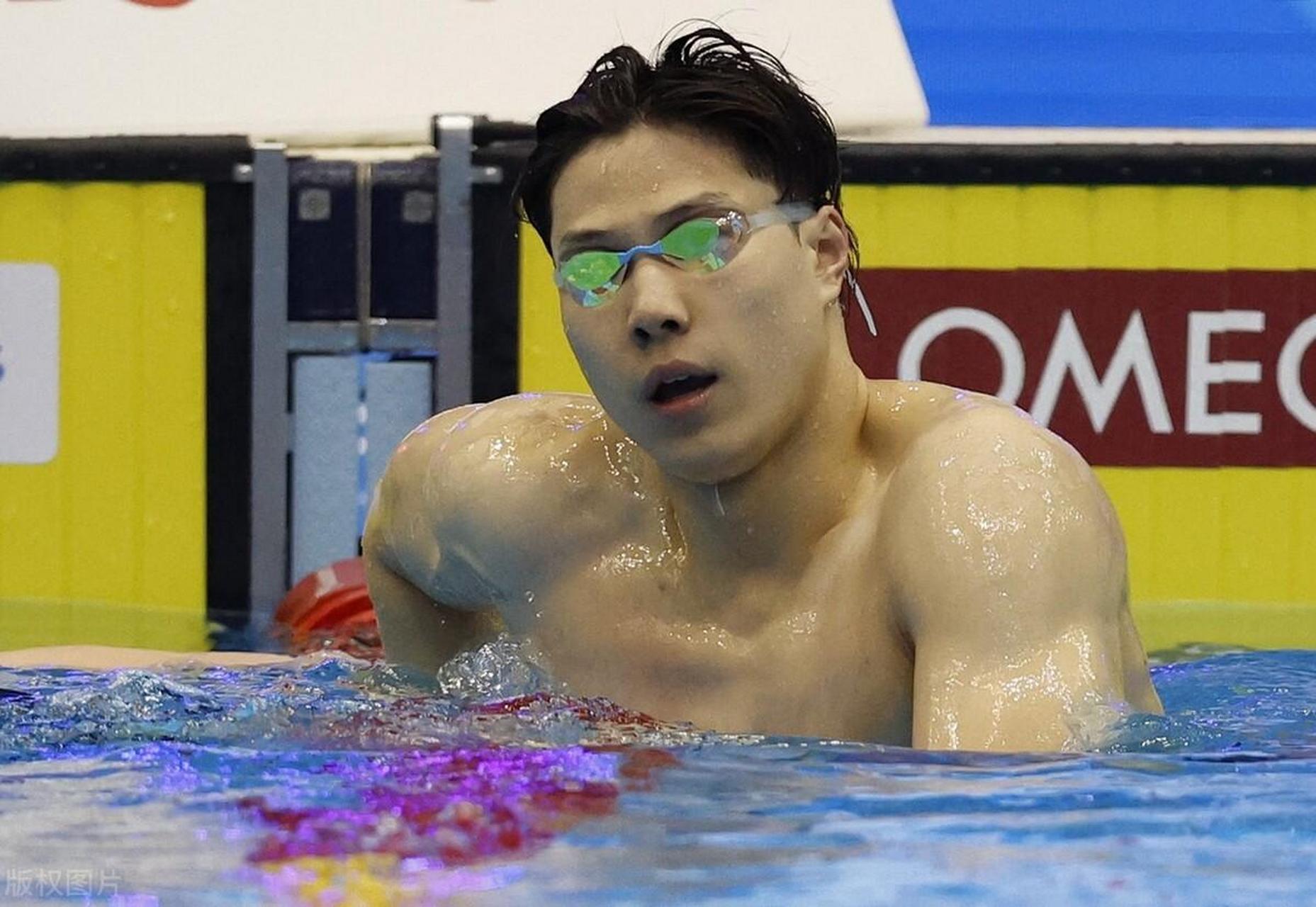 泳联世锦赛-覃海洋夺得男子100米蛙泳冠军 中国游泳队获首枚金牌 北京