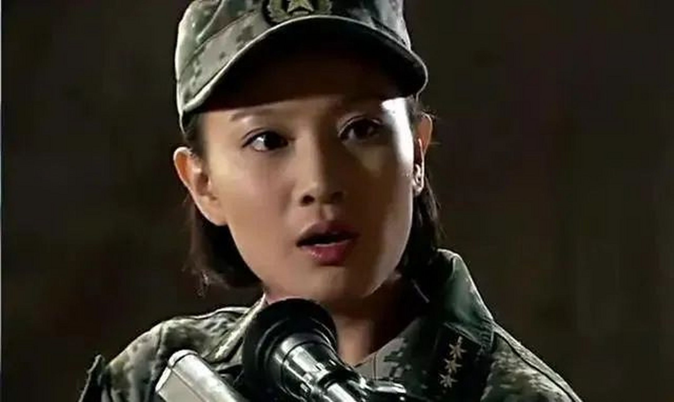 很符合"军人气质"的女明星之侯梦莎  侯梦莎素有"军旅界女神","最美军