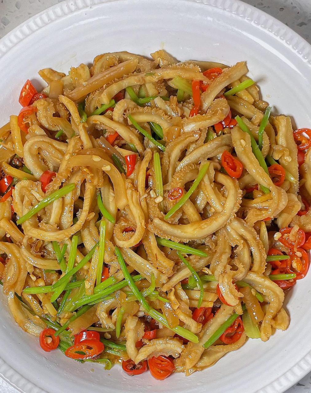 这道酸萝卜炒牛肚你能下几碗饭?