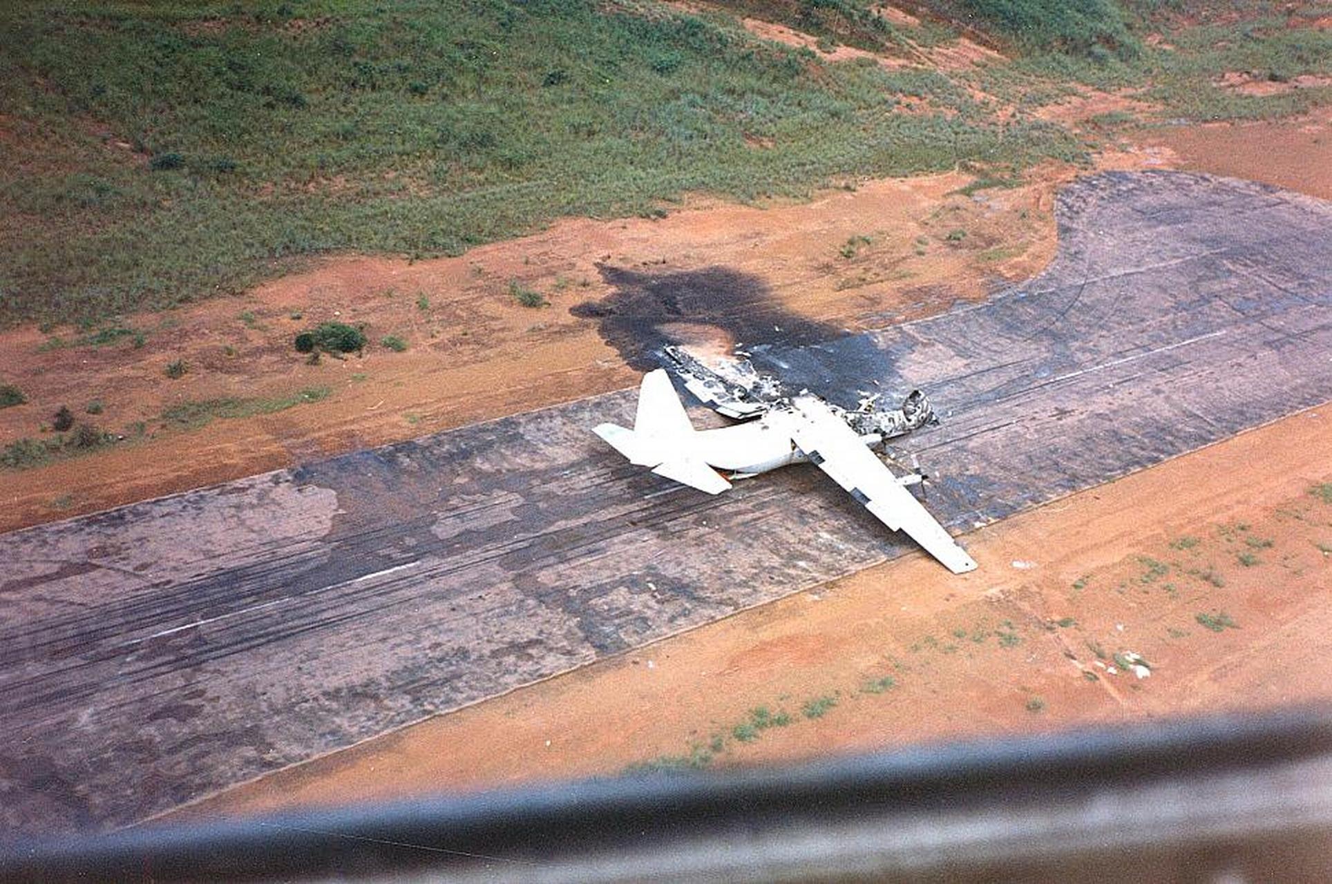 0915c-130 hercules是一款由美国洛克希德·马丁公司生产的四发