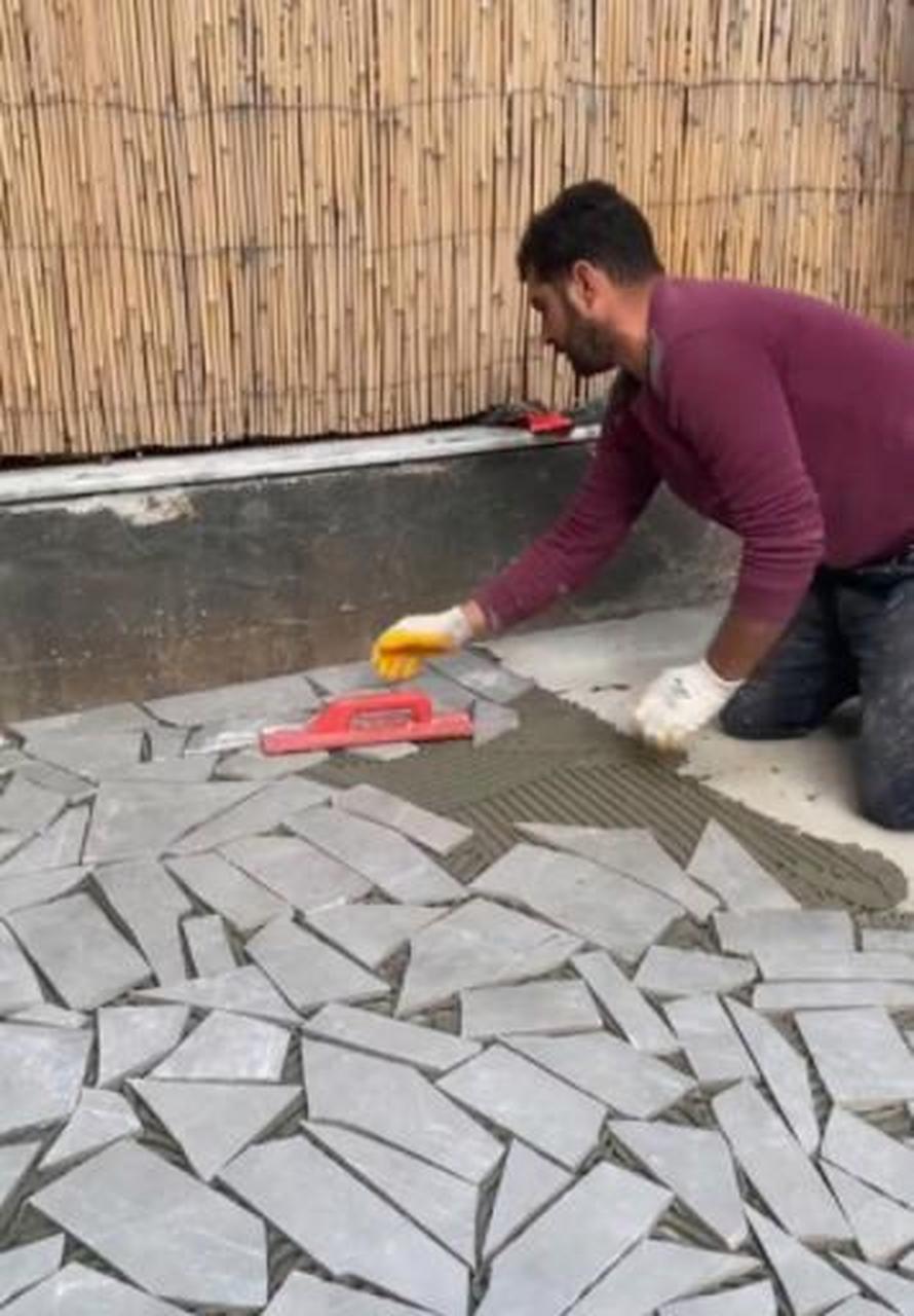 用破瓷砖铺地,别有一番风味,真的好聪明啊!