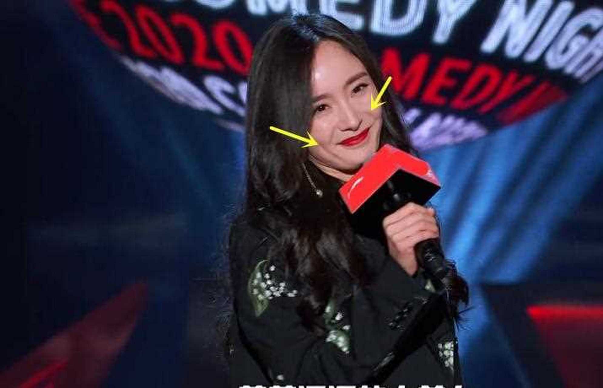 圣诞之夜,杨幂在《脱口秀大会》举办的"反跨年晚会"上表演很有意思,她