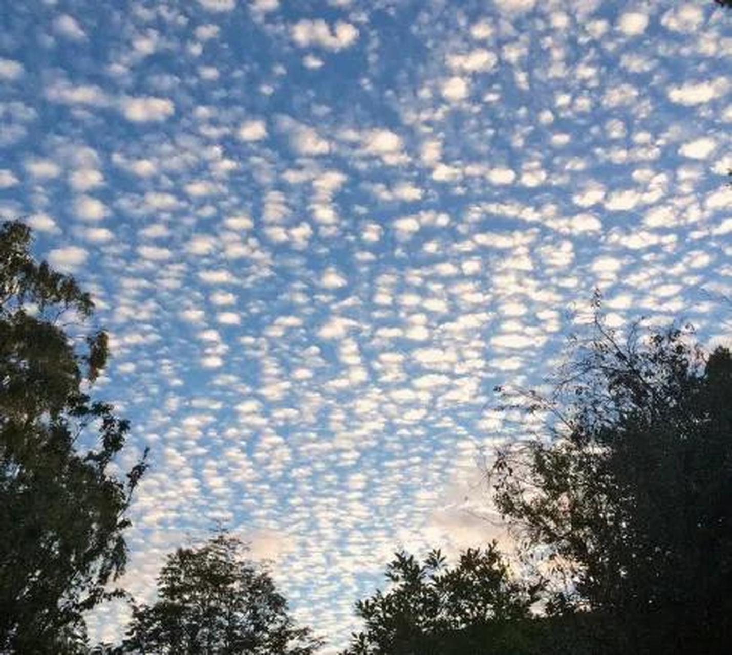 天际流云随风幽——分享一组令人惊艳的美云照片.
