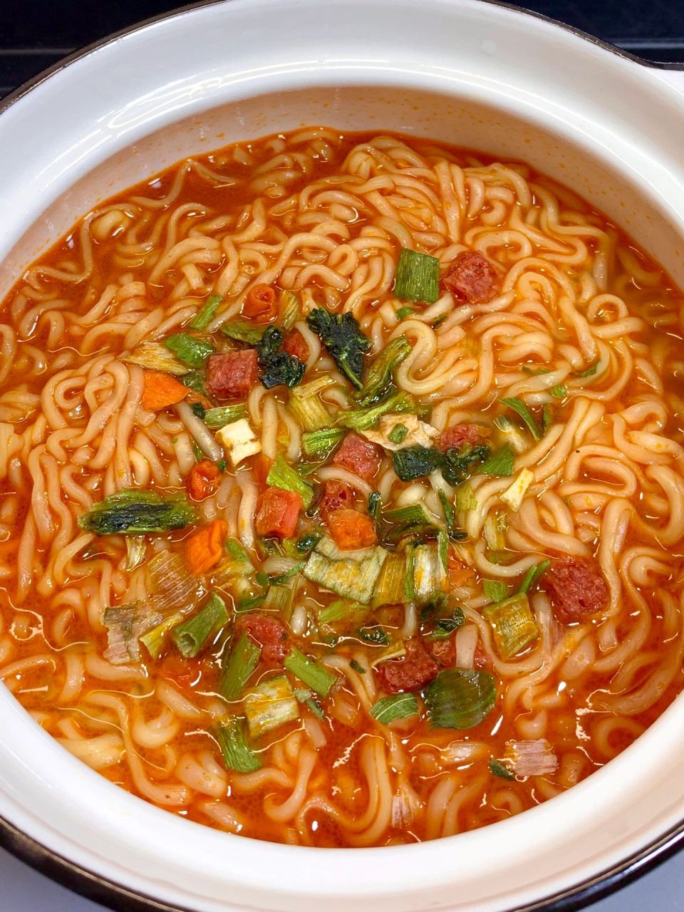 我要曝光这个泡面!真的好吃破防了555!番茄汤底好浓郁啊!