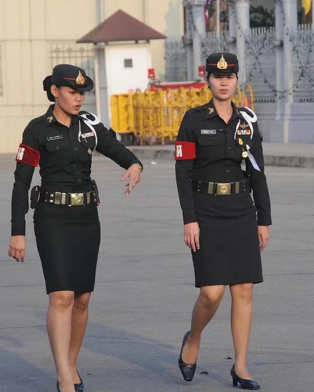 泰国女狱警.