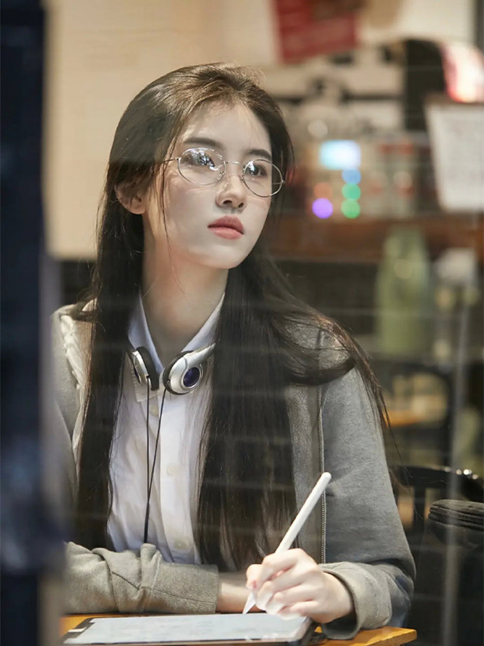 仿刘亦菲的女网红!