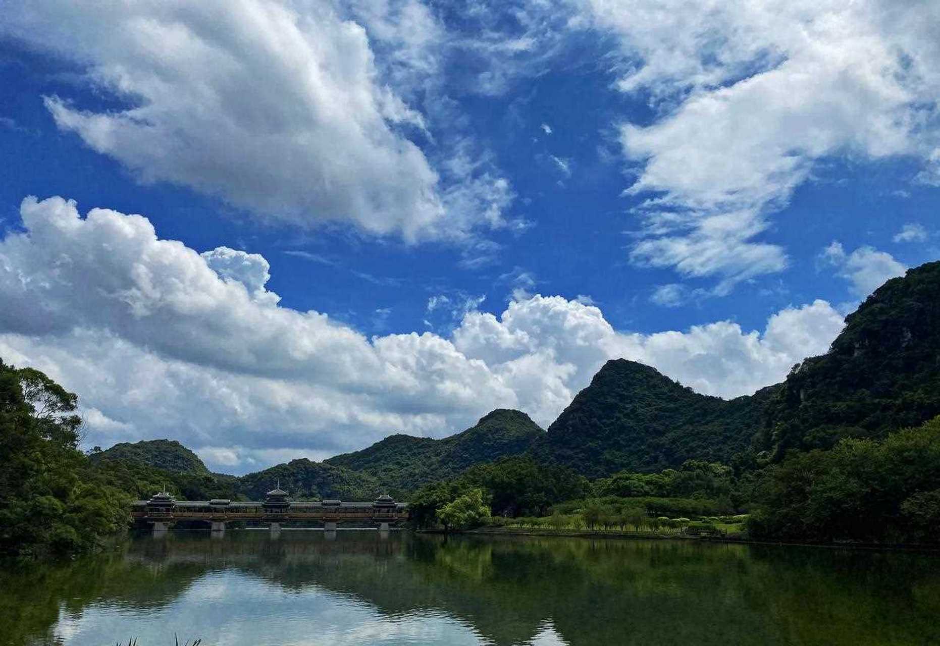 文山大龙潭风景区图片