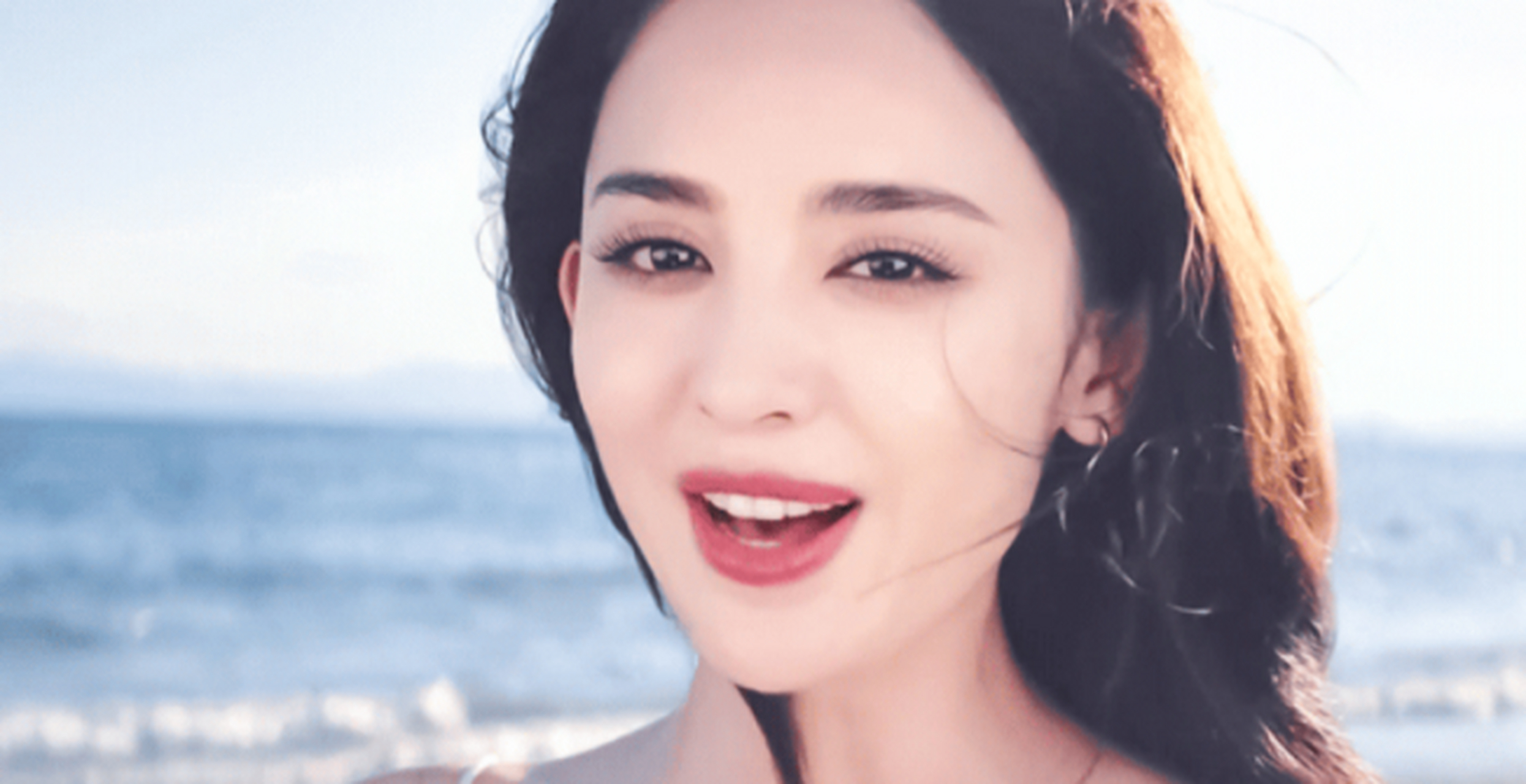 杨紫和古力娜扎两家,因开屏广告颜值问题展开的battle依旧没有停止