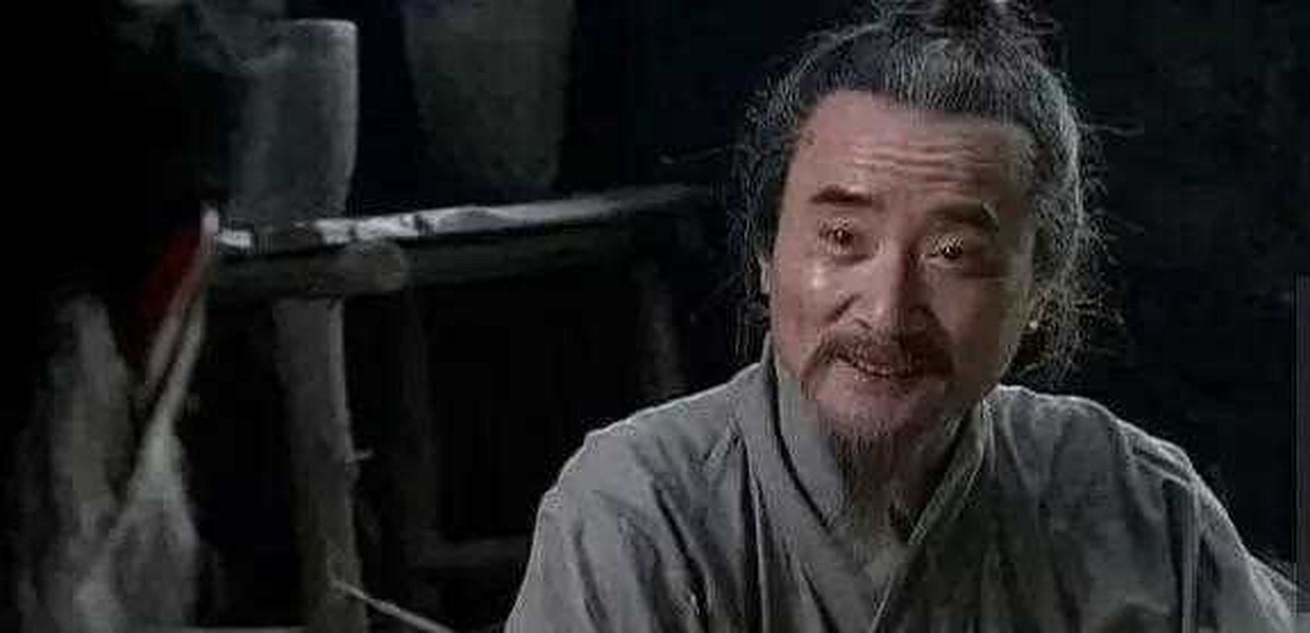 作为李严的政敌,诸葛亮去世,他理应感到高兴才对,但是李严却没有丝毫