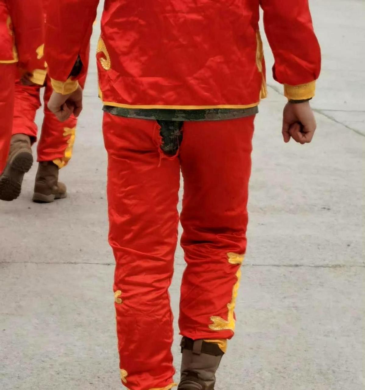 消防员真是太节约了.