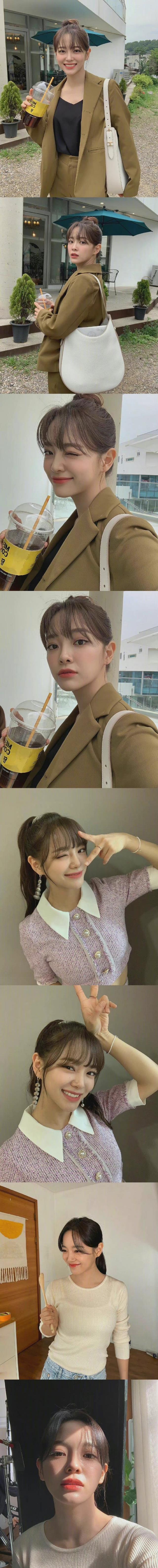 美女艺人金世正 迷人美照欣赏,笑起来好甜啊