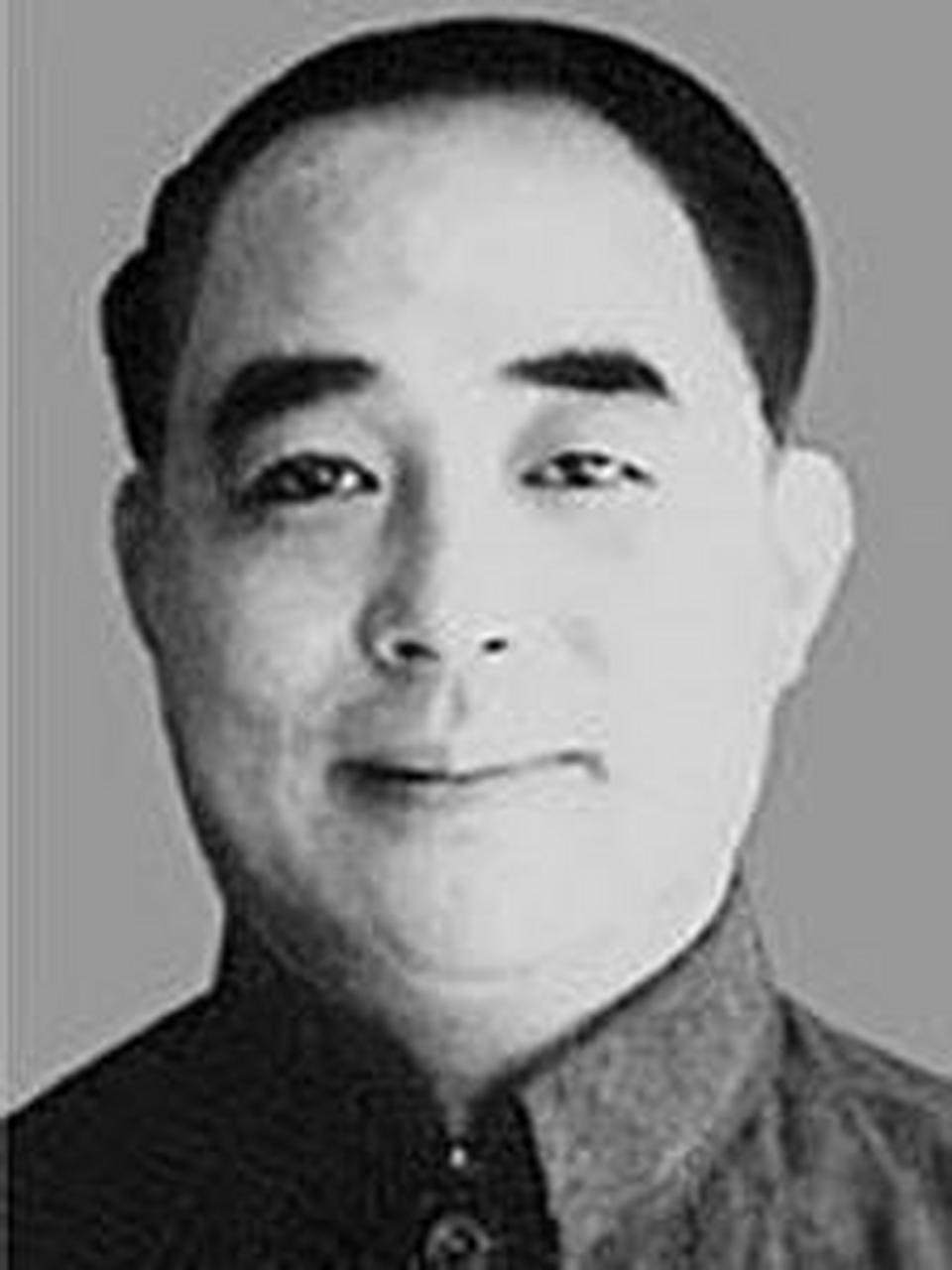 伍云甫(1904-1969,字松青,曾用名伍永福,左兆贵,吴兢生,王耘.