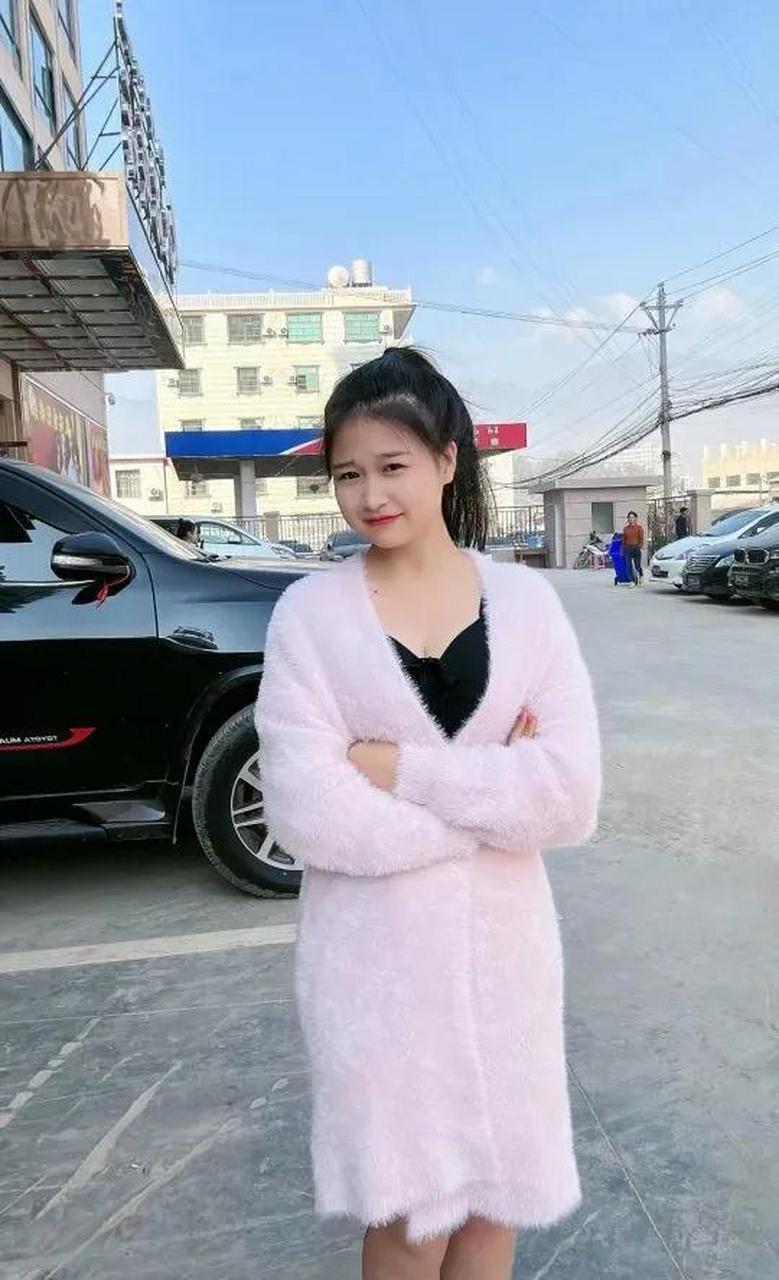 之前认识一个江西女孩赣州南康的,她就住在那个家居小镇那里,也是我去