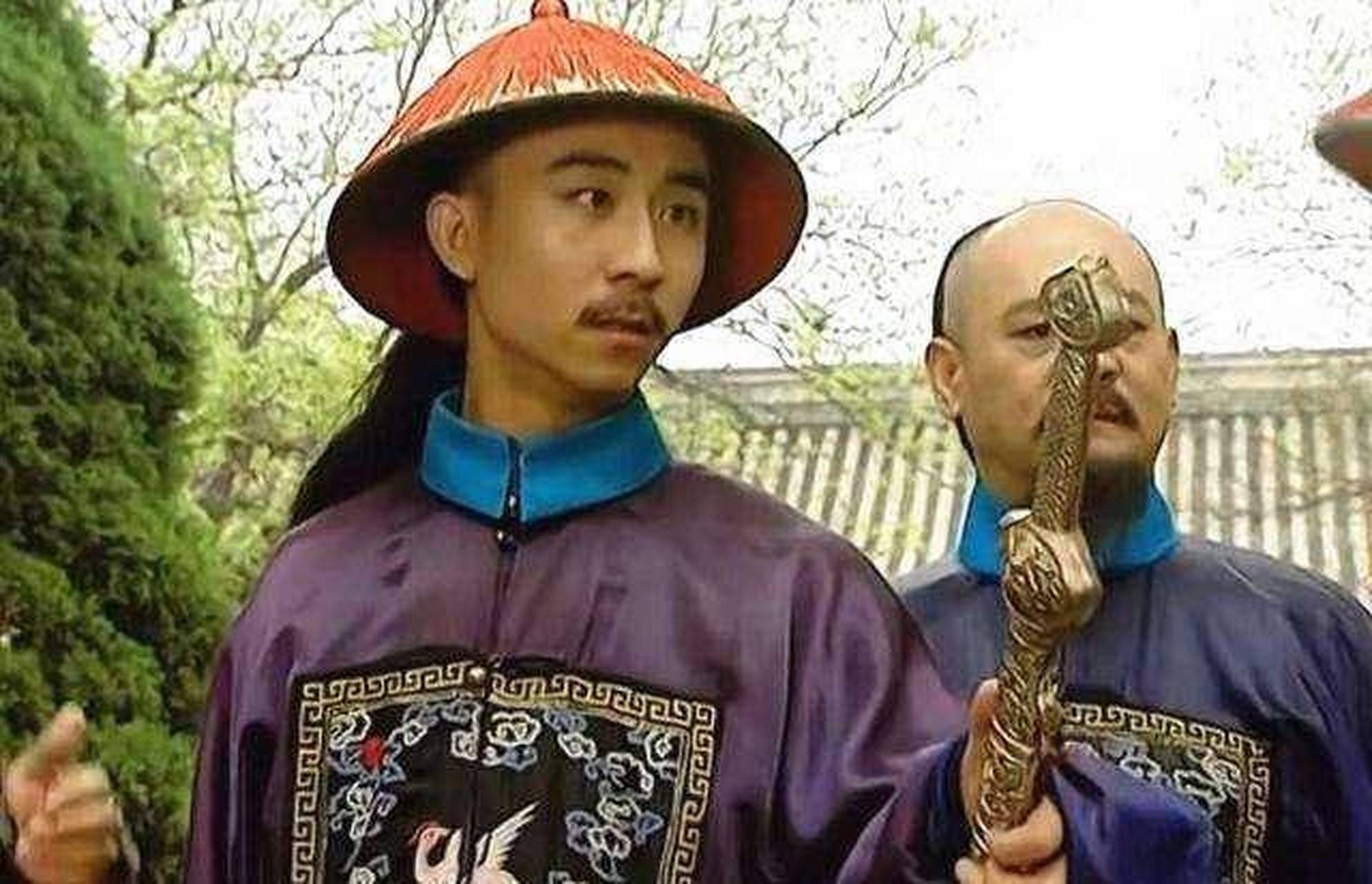 历史#  1735年,恰逢雍正帝驾崩,李卫猜到自己下场不会很好,便哭晕在