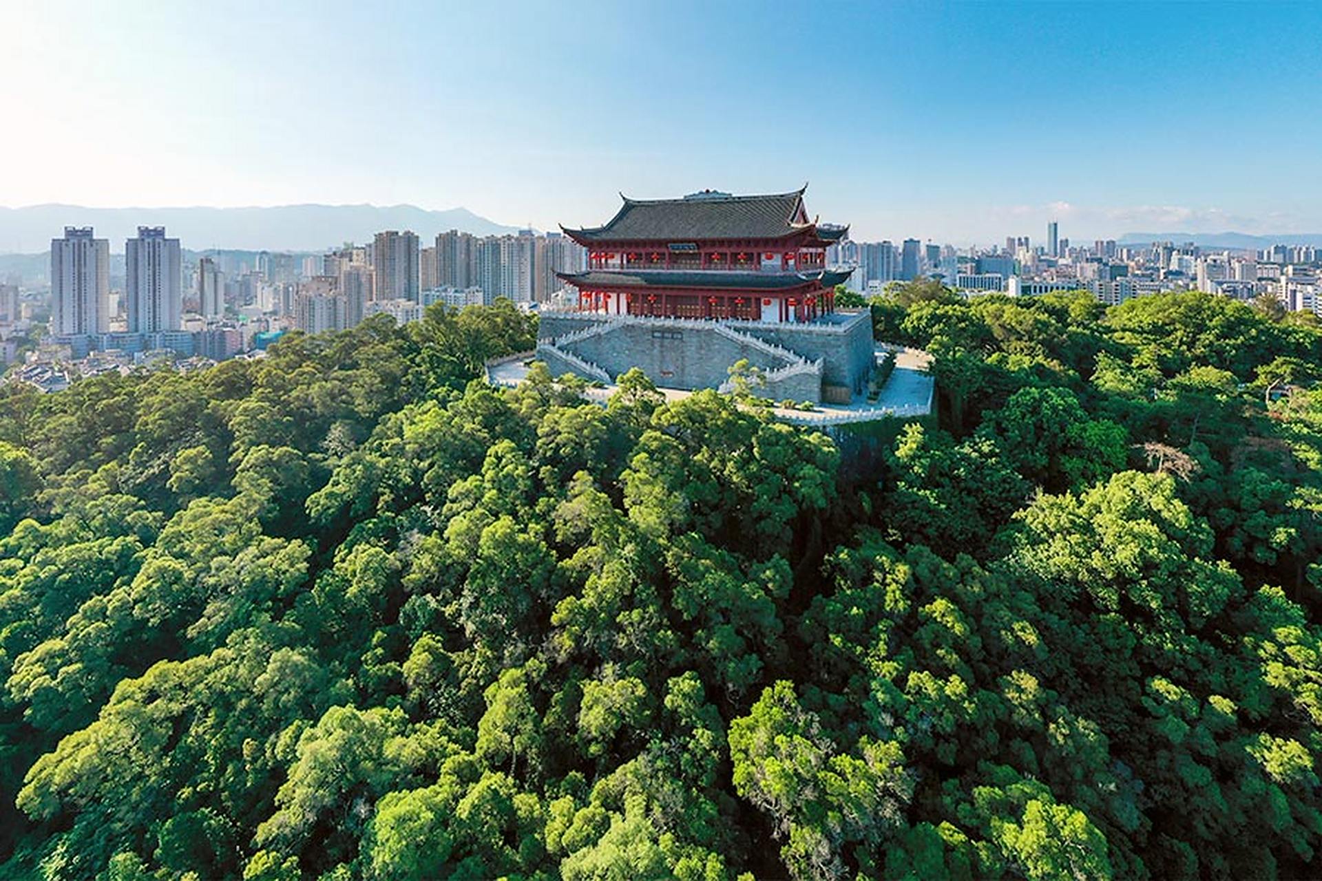 福建旅游景点大全# 屏山之旅  屏山位于福建省福州市鹤峰县,是福州